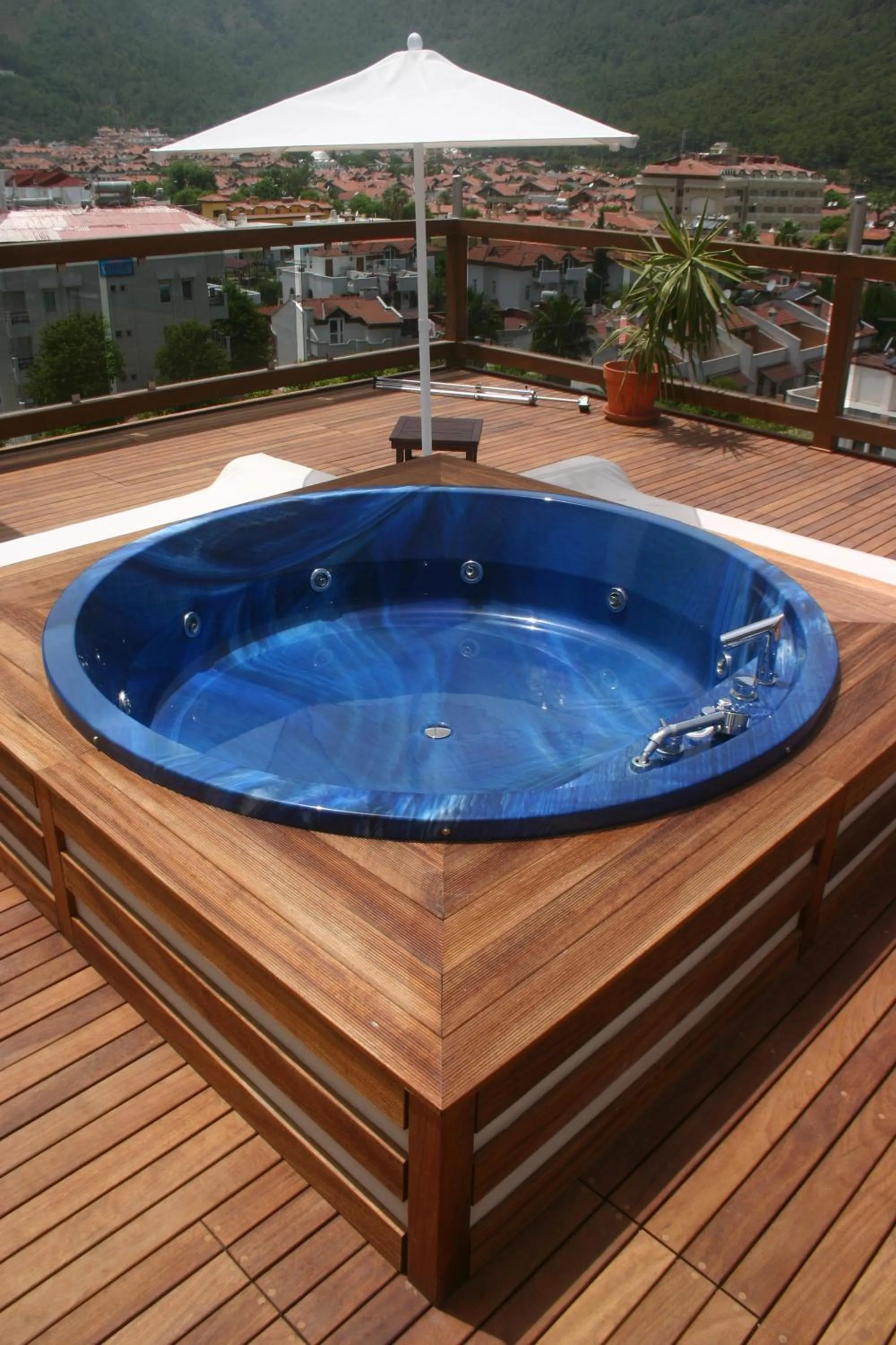 Balcony/Terrace in Devamli Hotel