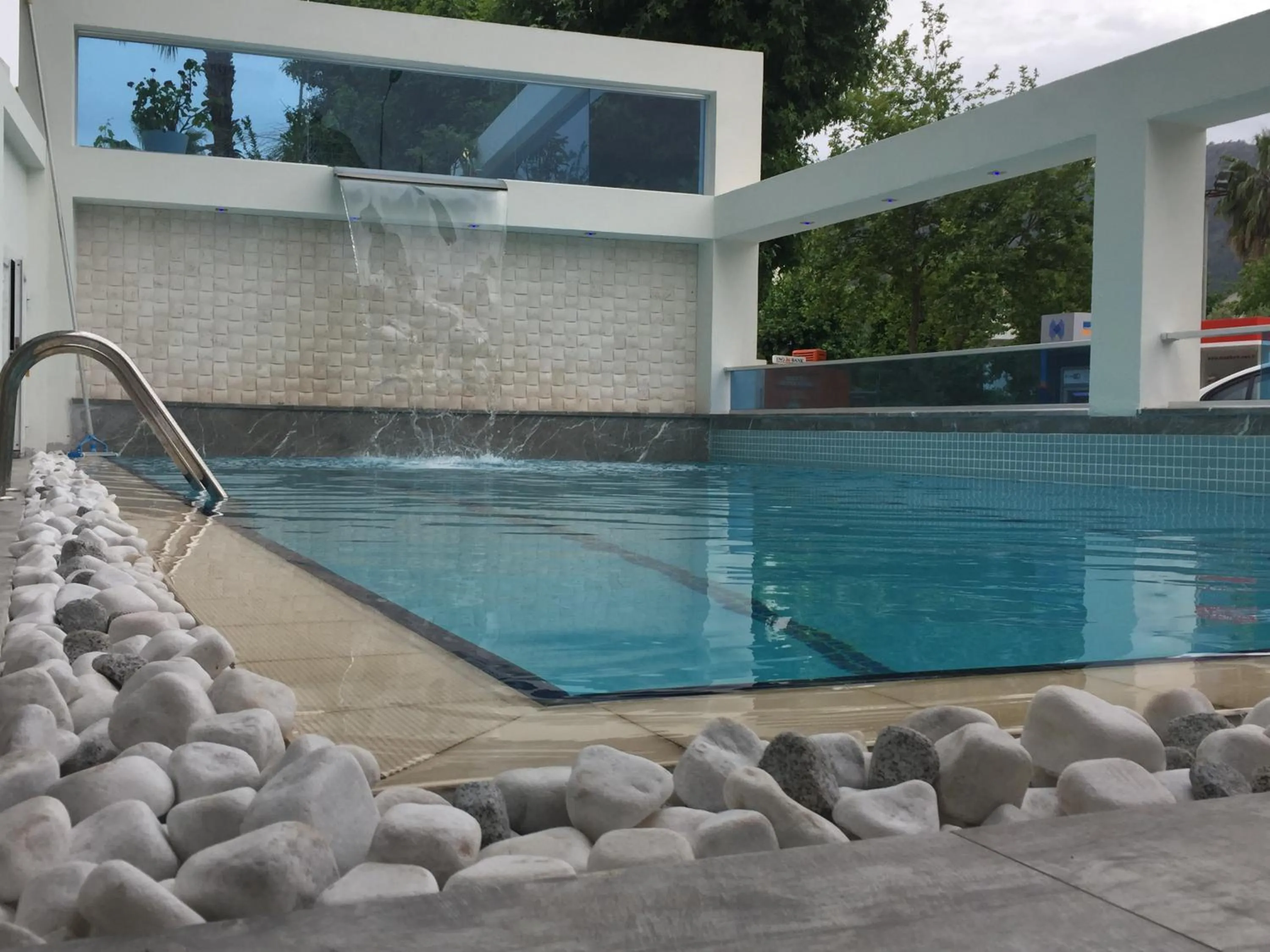 Swimming pool in Devamli Hotel