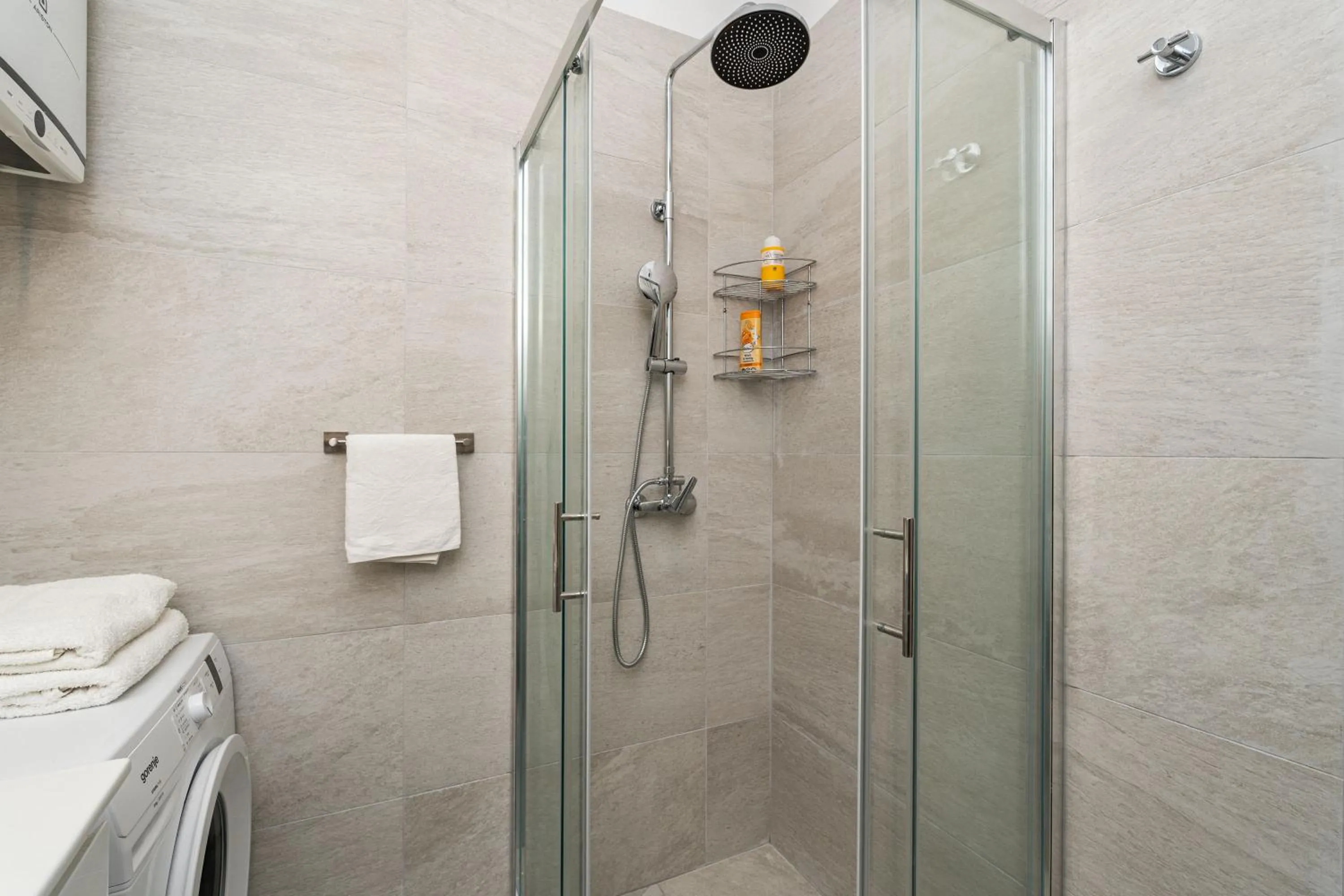 Bathroom in Apartments Vulicevic