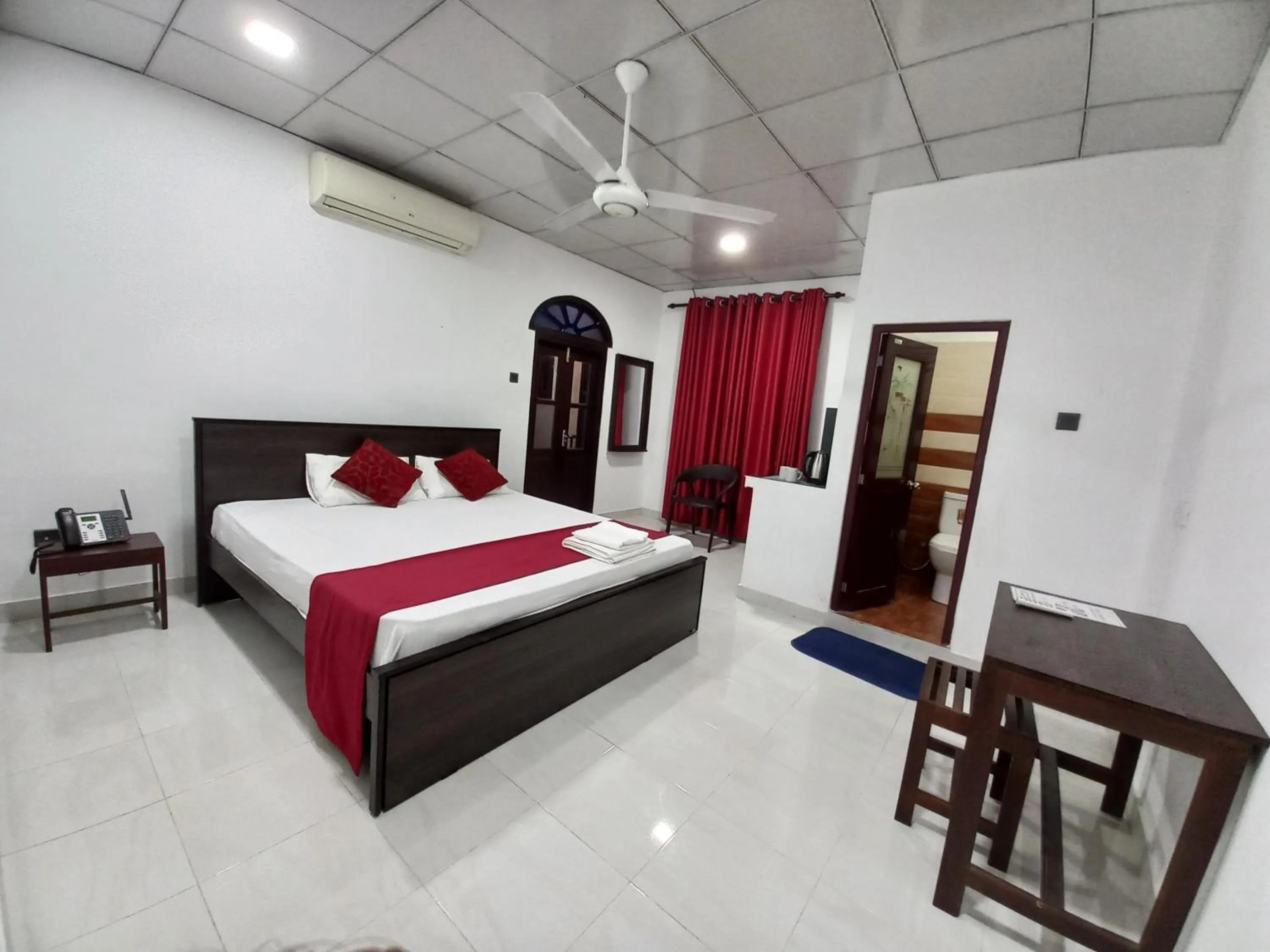 Airport Pearl Garden Transit Hotel