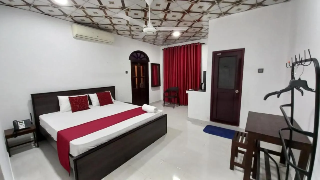 Photo of the whole room in Airport Pearl Garden Transit Hotel