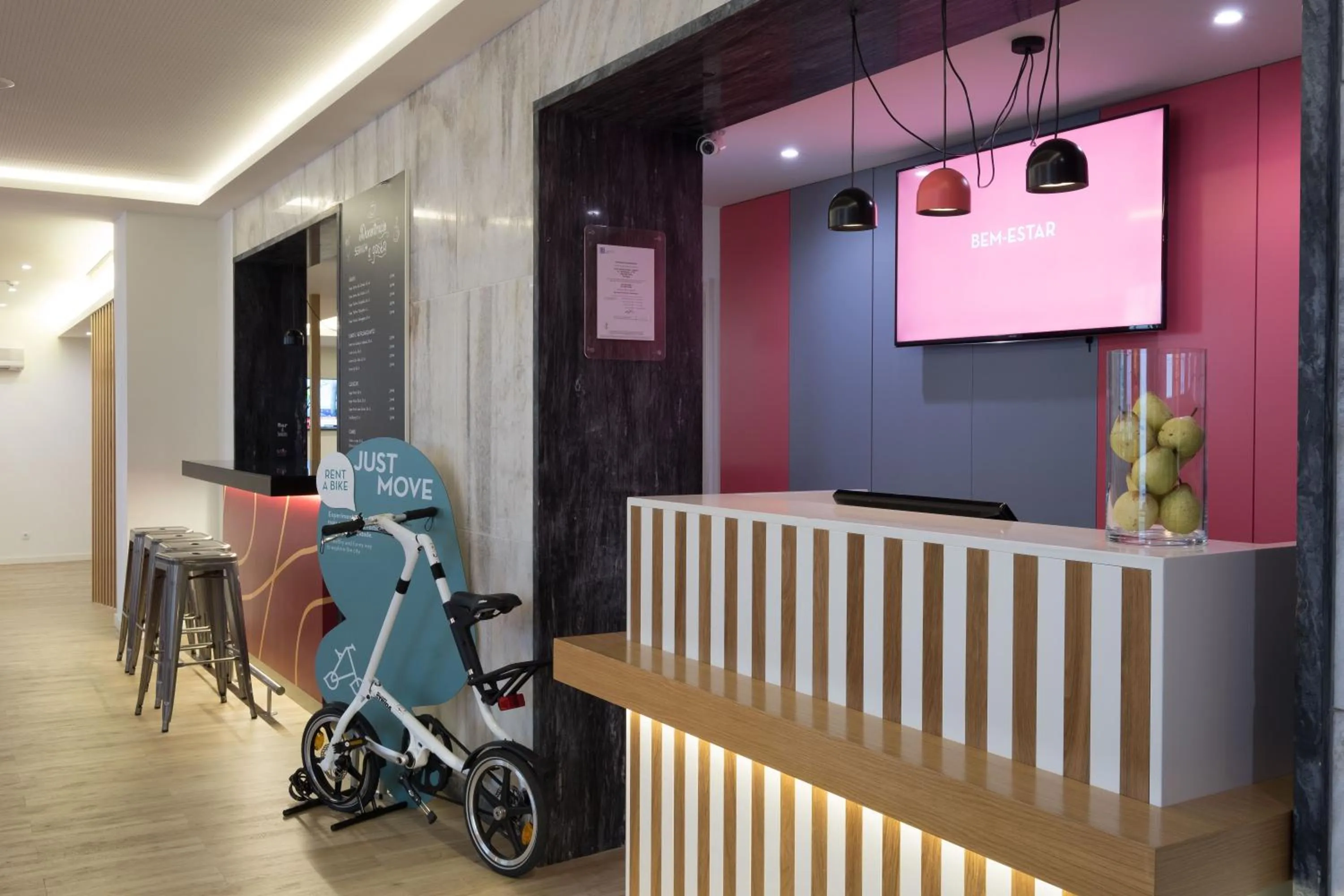 Lobby or reception in Stay Hotel Évora Centro