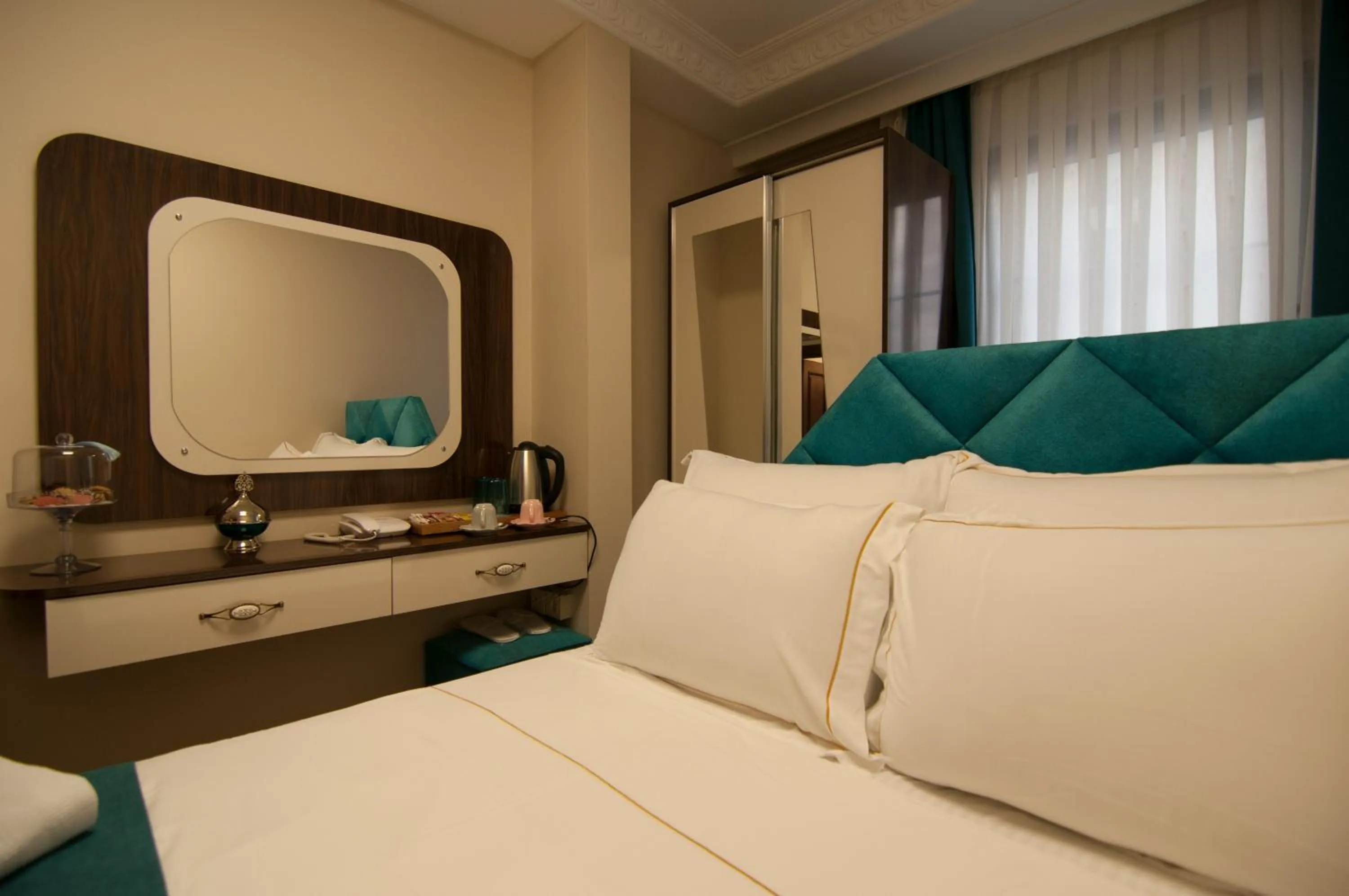 Bed in Akbiyik Suite Boutique Hotel