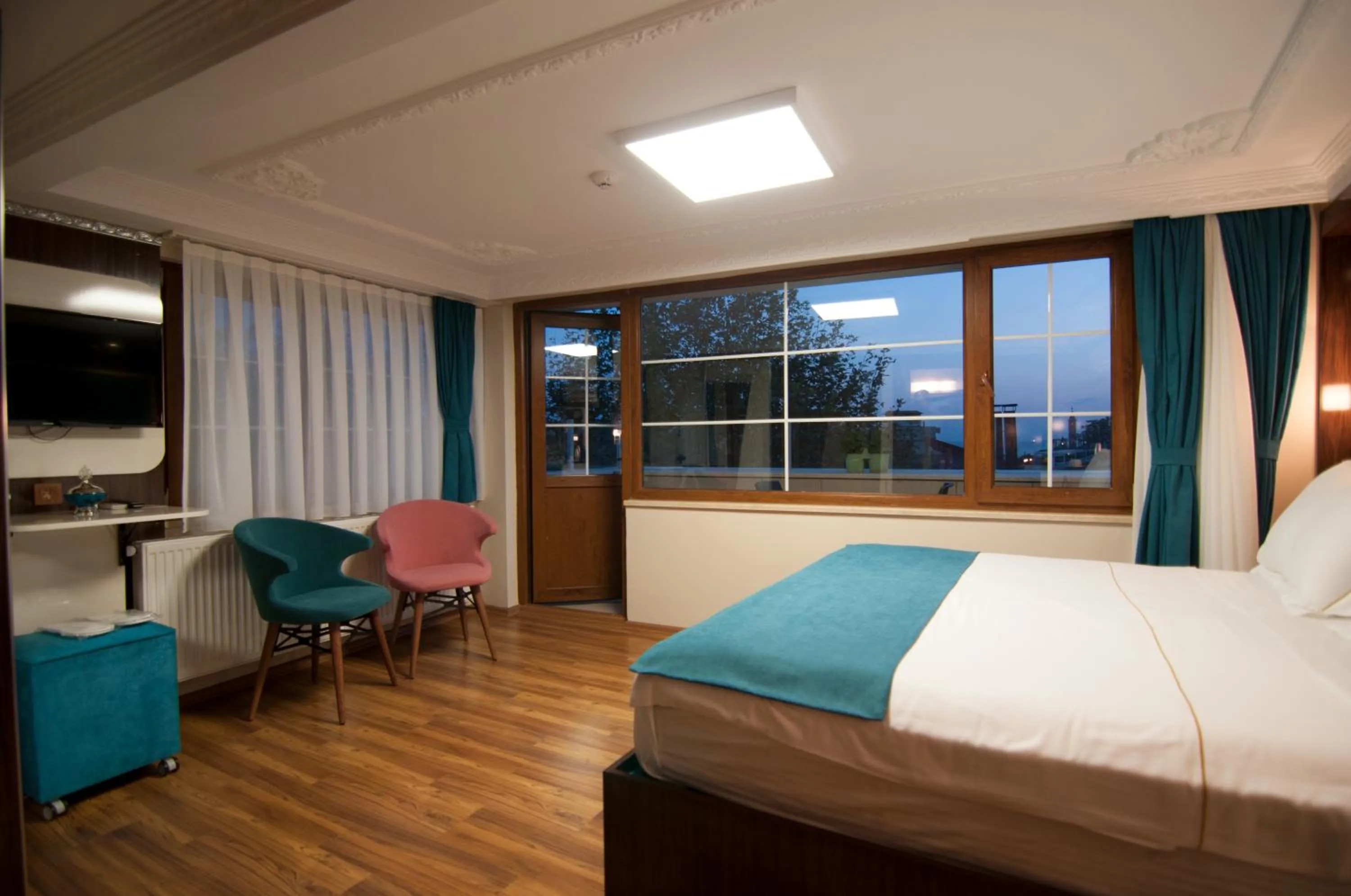 Bed in Akbiyik Suite Boutique Hotel