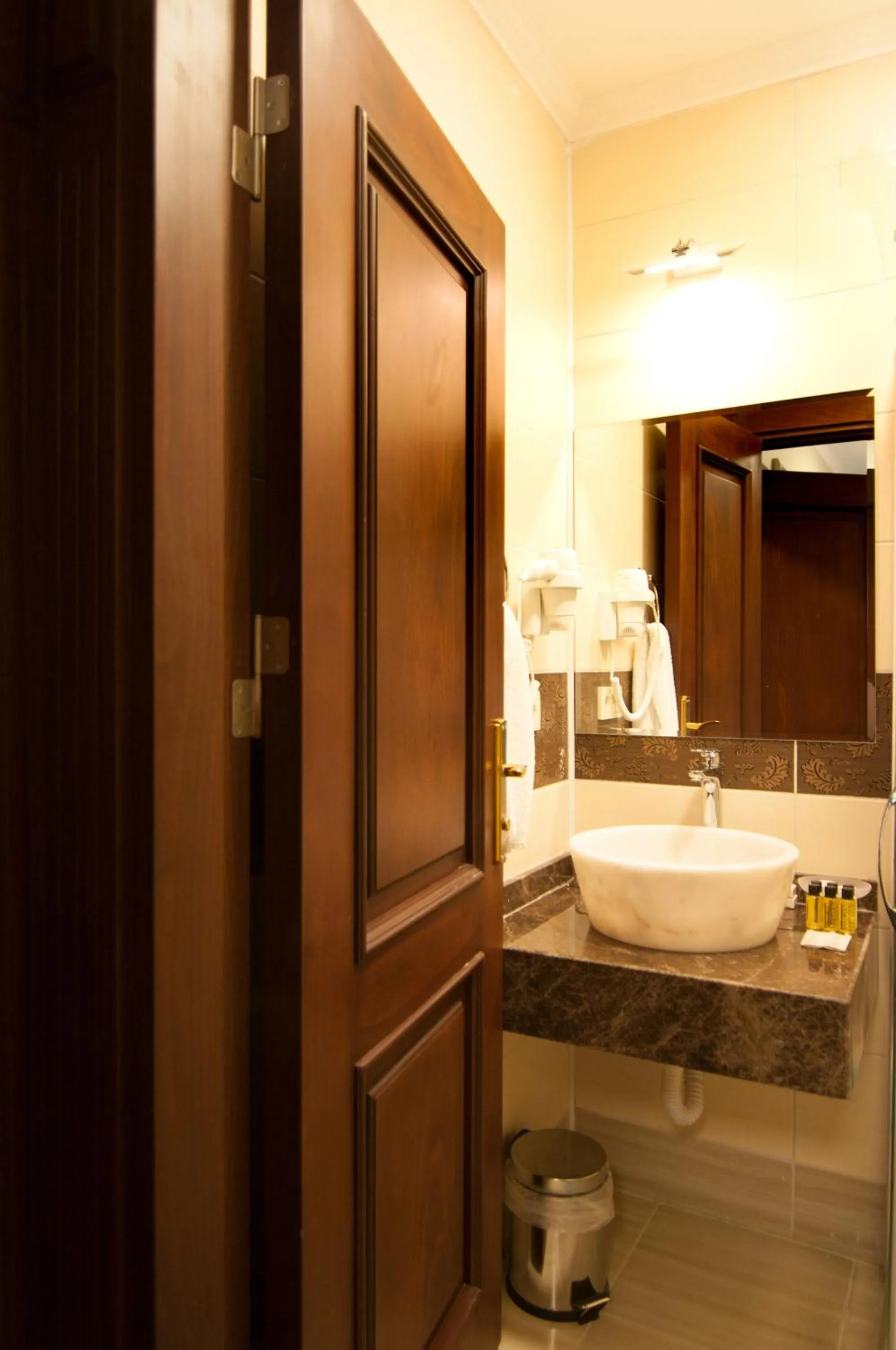 Toilet in Akbiyik Suite Boutique Hotel