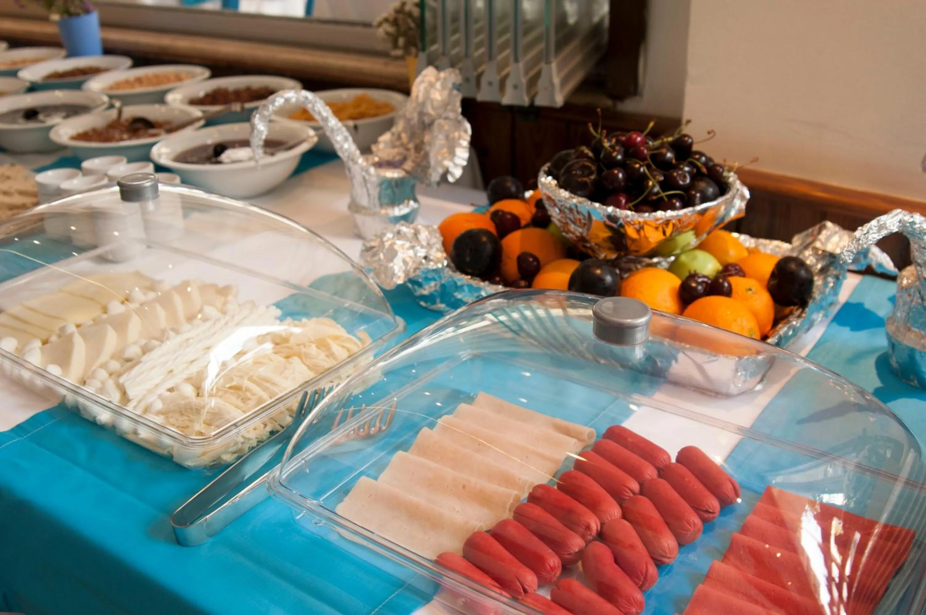 Food and drinks in Akbiyik Suite Boutique Hotel