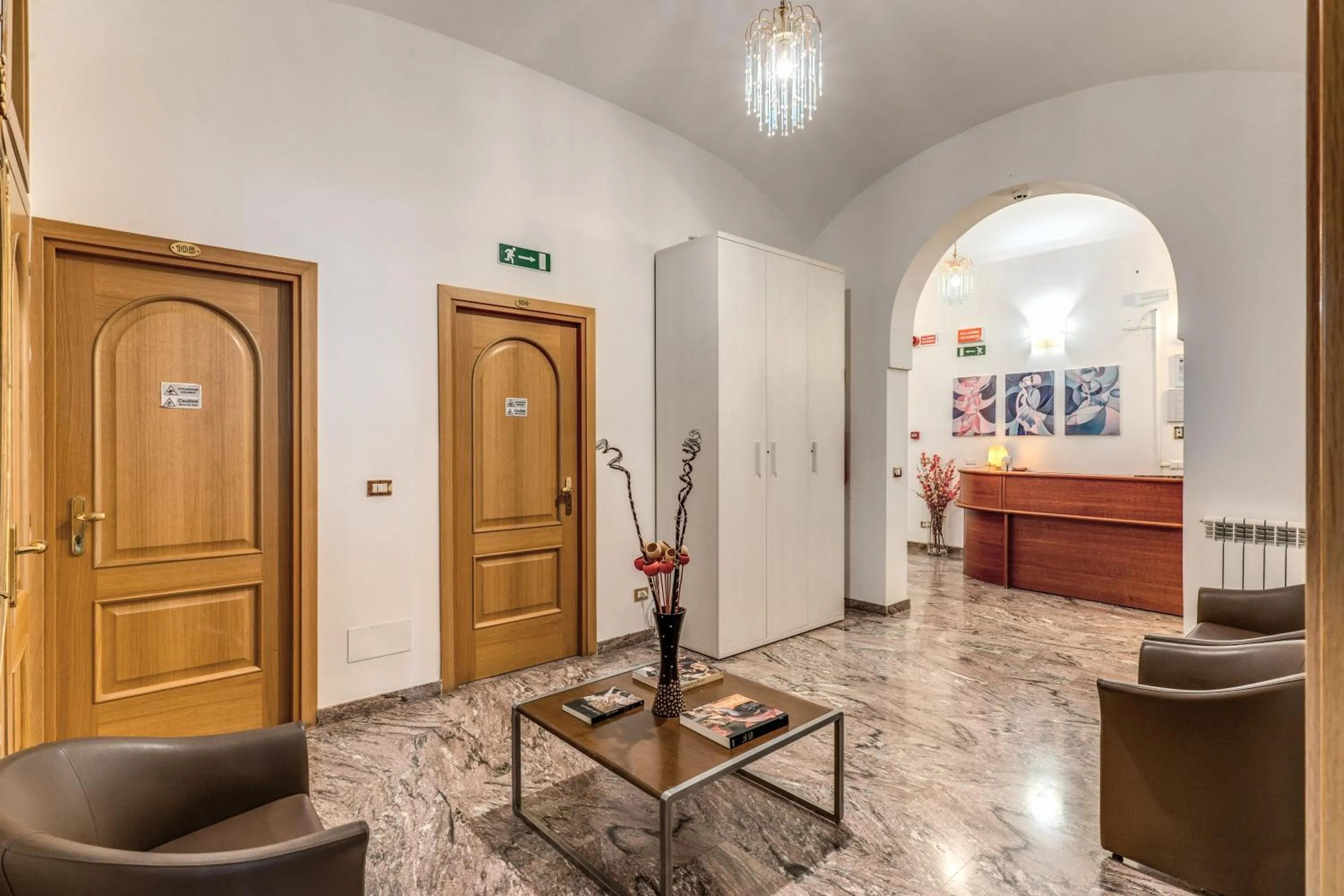 Seating area in Hotel Katty