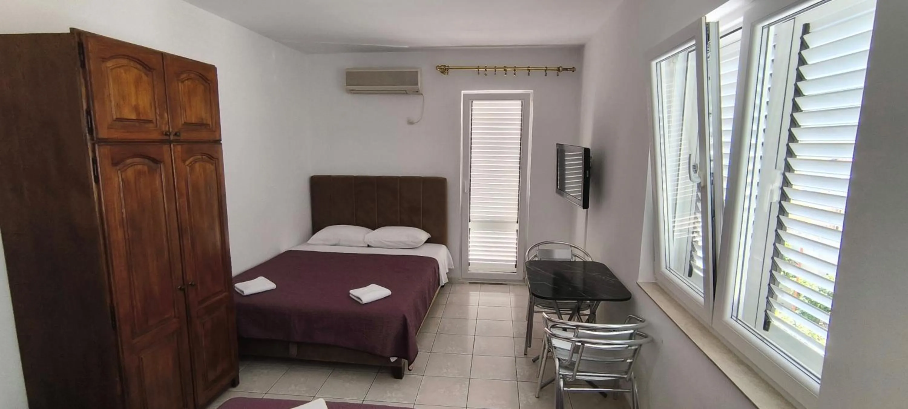 Bed in Apartments Memidz