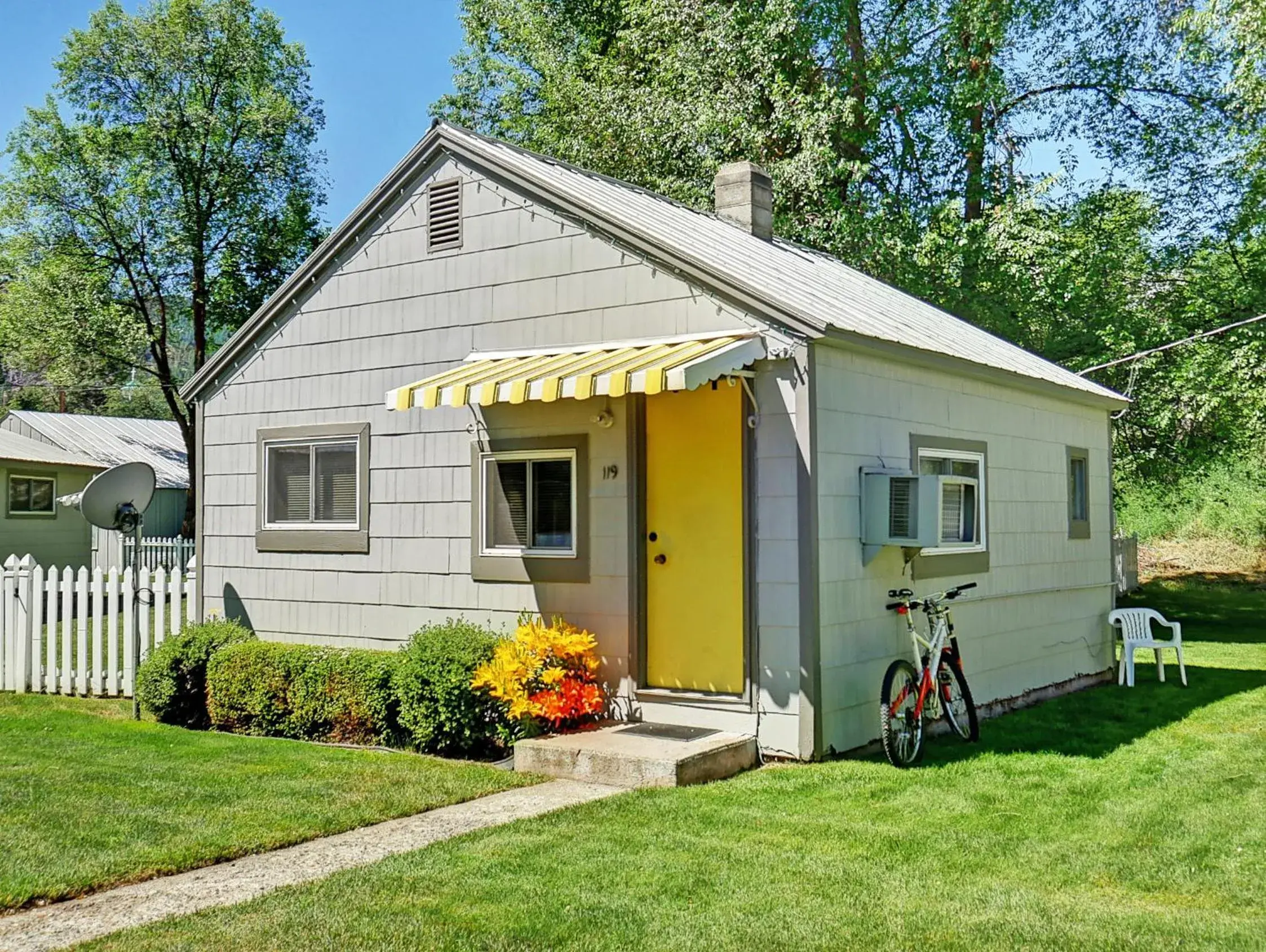 Idle A While Cabins Idle A While Cabins