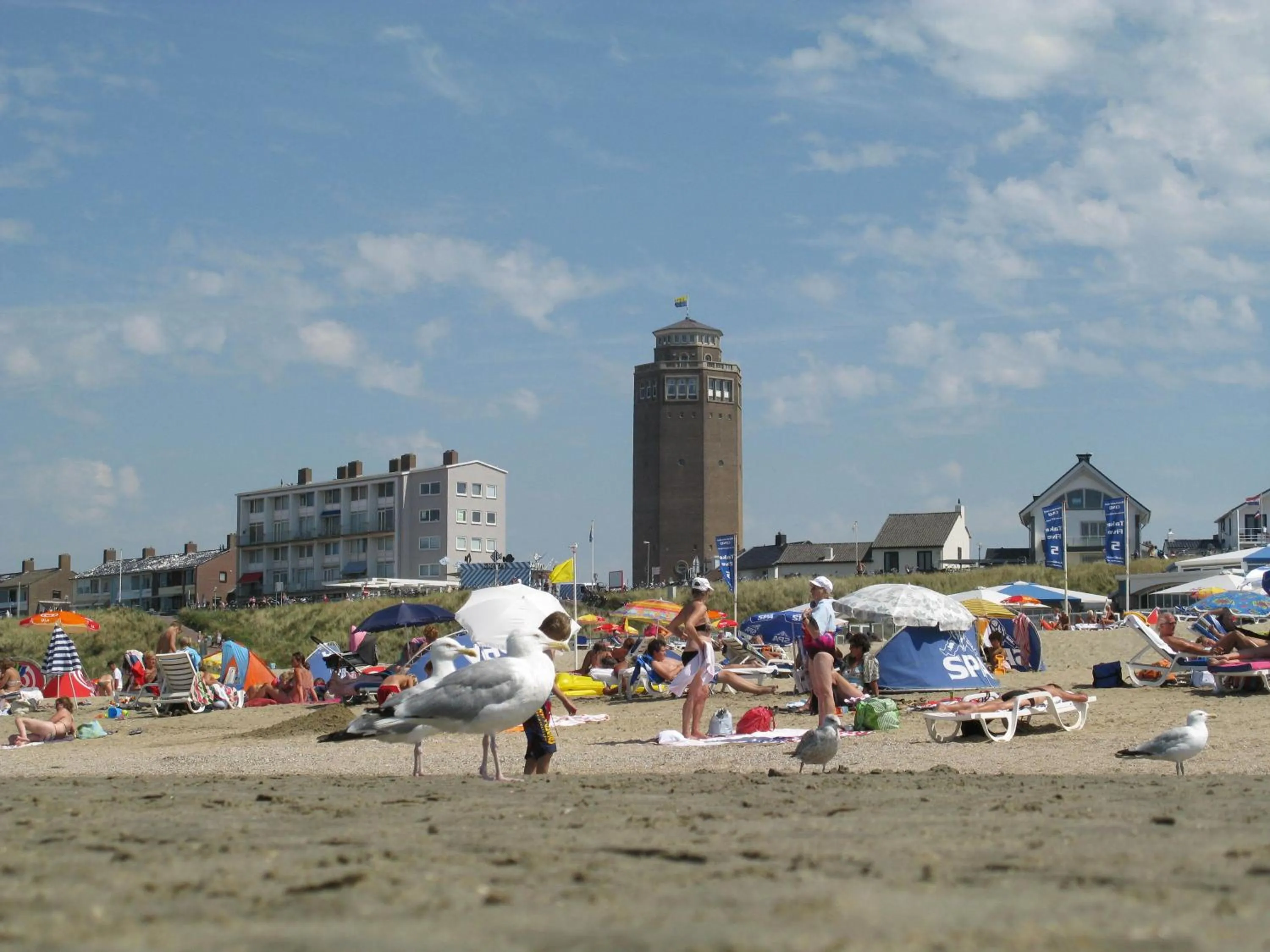 People in Pension Zee en Duinzicht