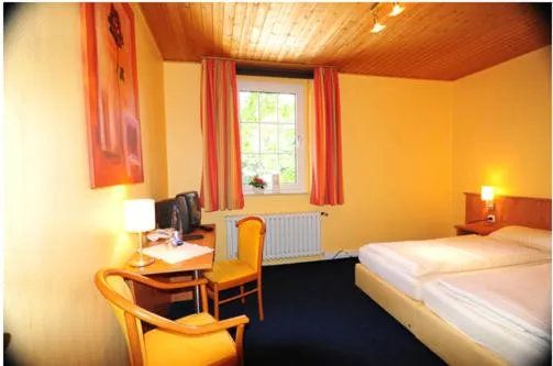 Photo of the whole room, Bed in Hotel Schäferhof
