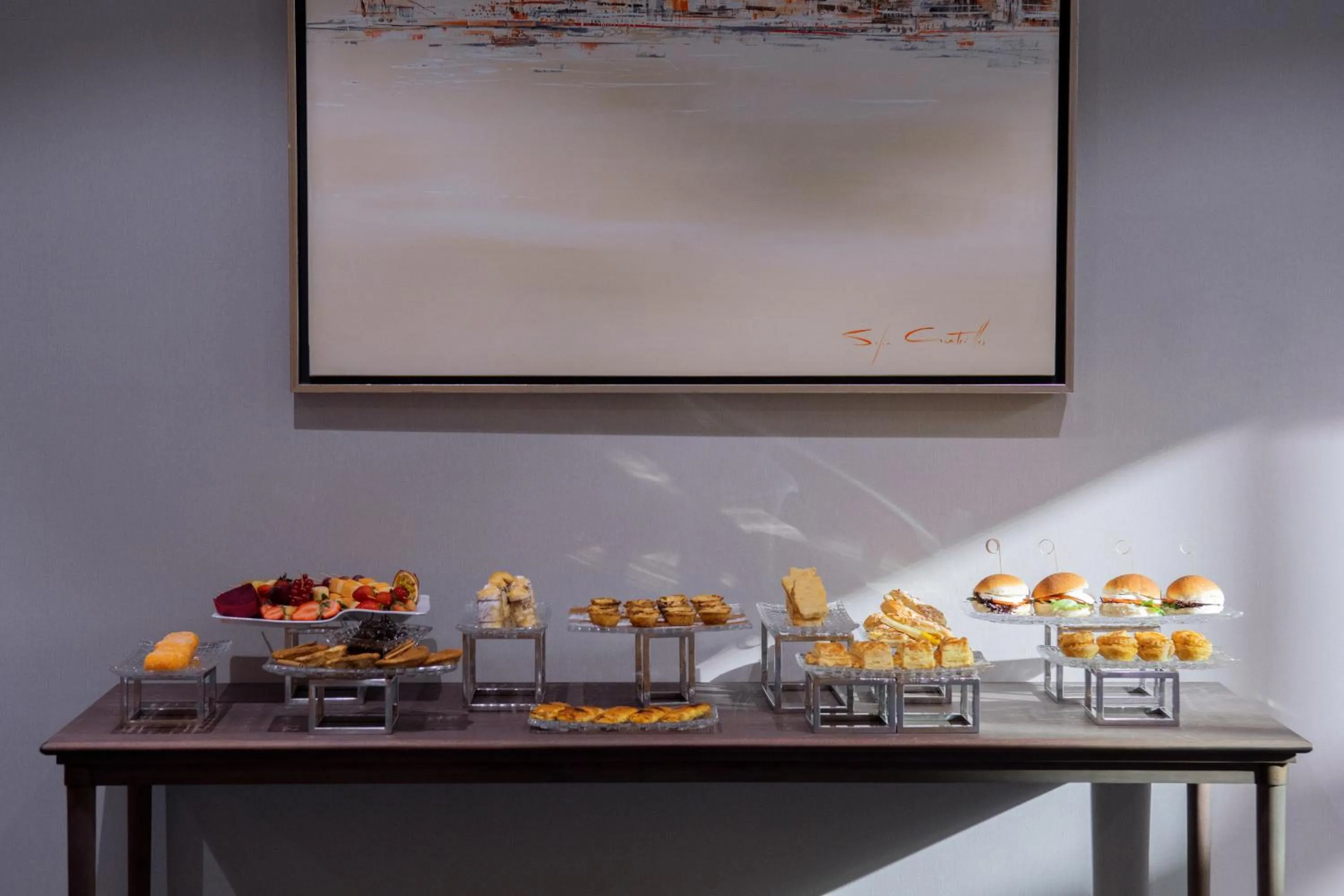 Food and drinks in SANA Malhoa Hotel