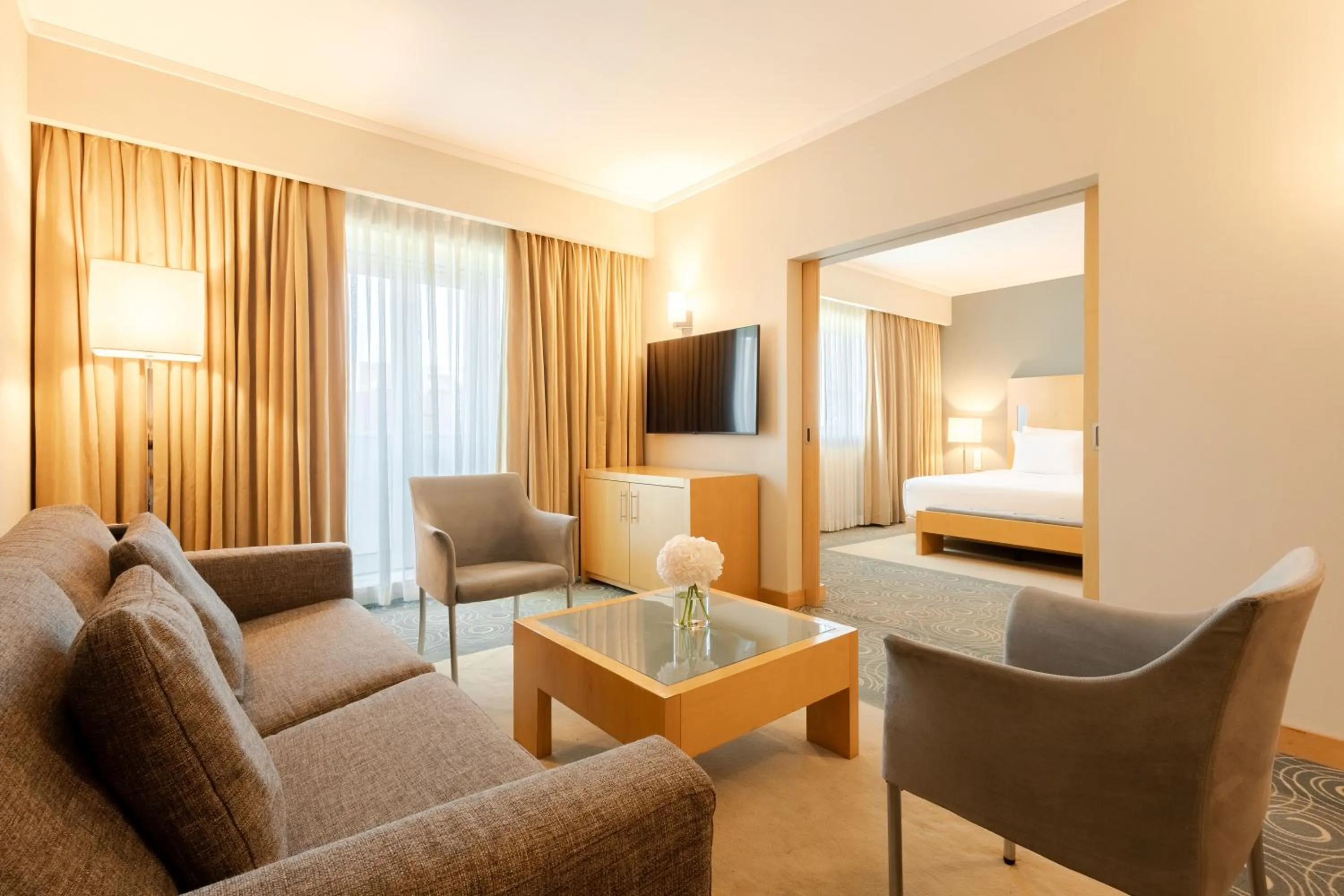 Living room in SANA Malhoa Hotel