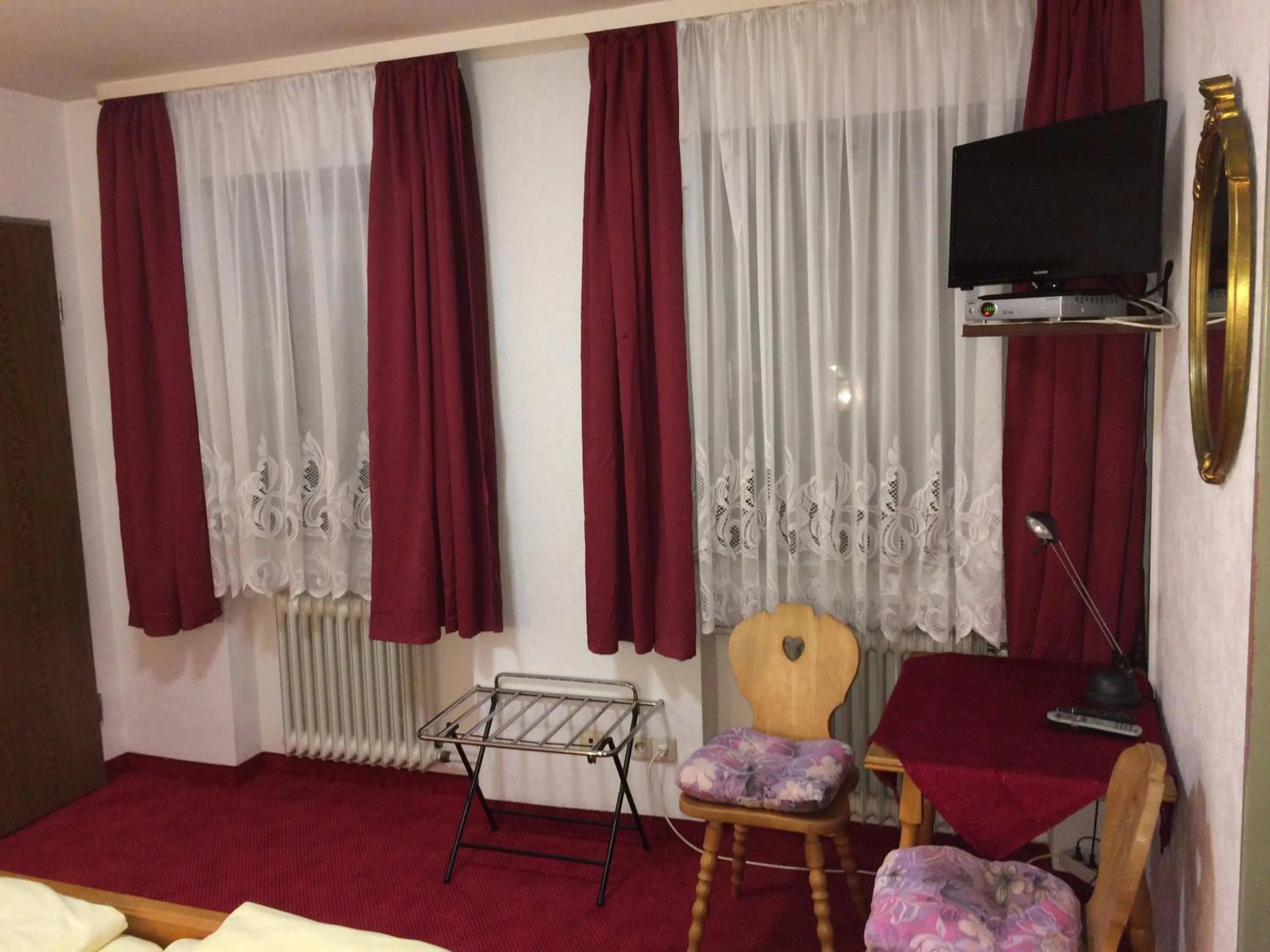 Bed in Hotel-Restaurant Hellmann