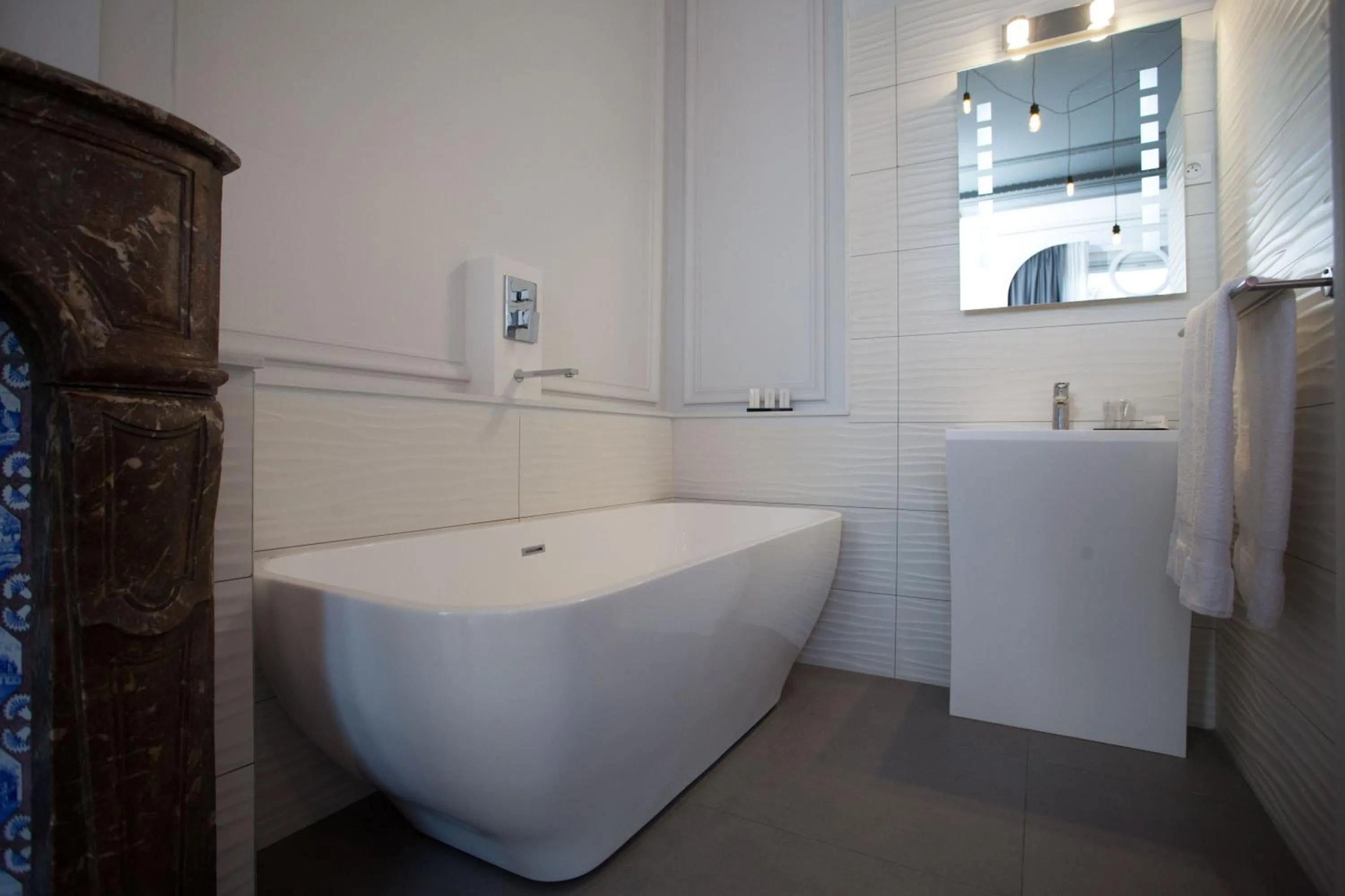 Bathroom in L'Esplanade Lille