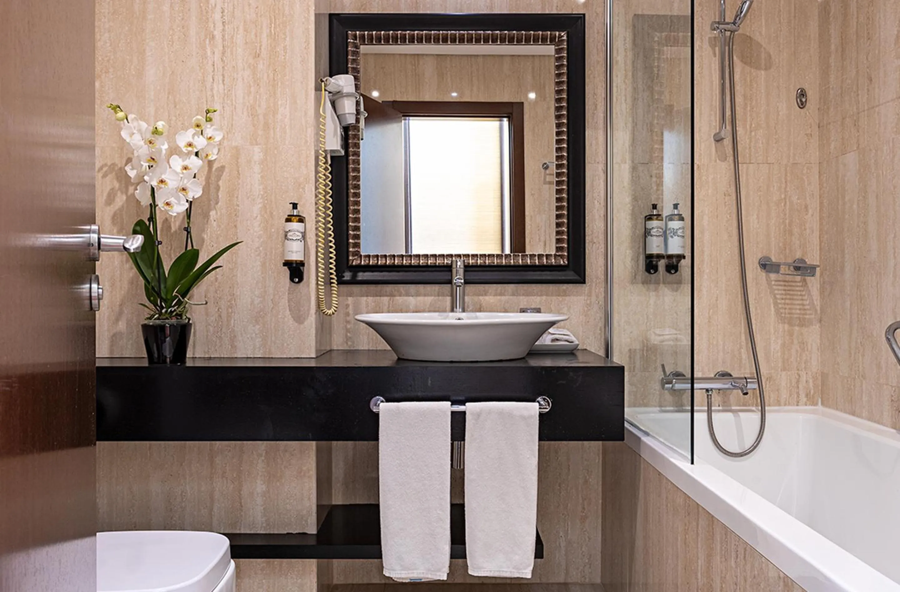 Bathroom in Pestana Alvor Praia Premium Beach & Golf Resort