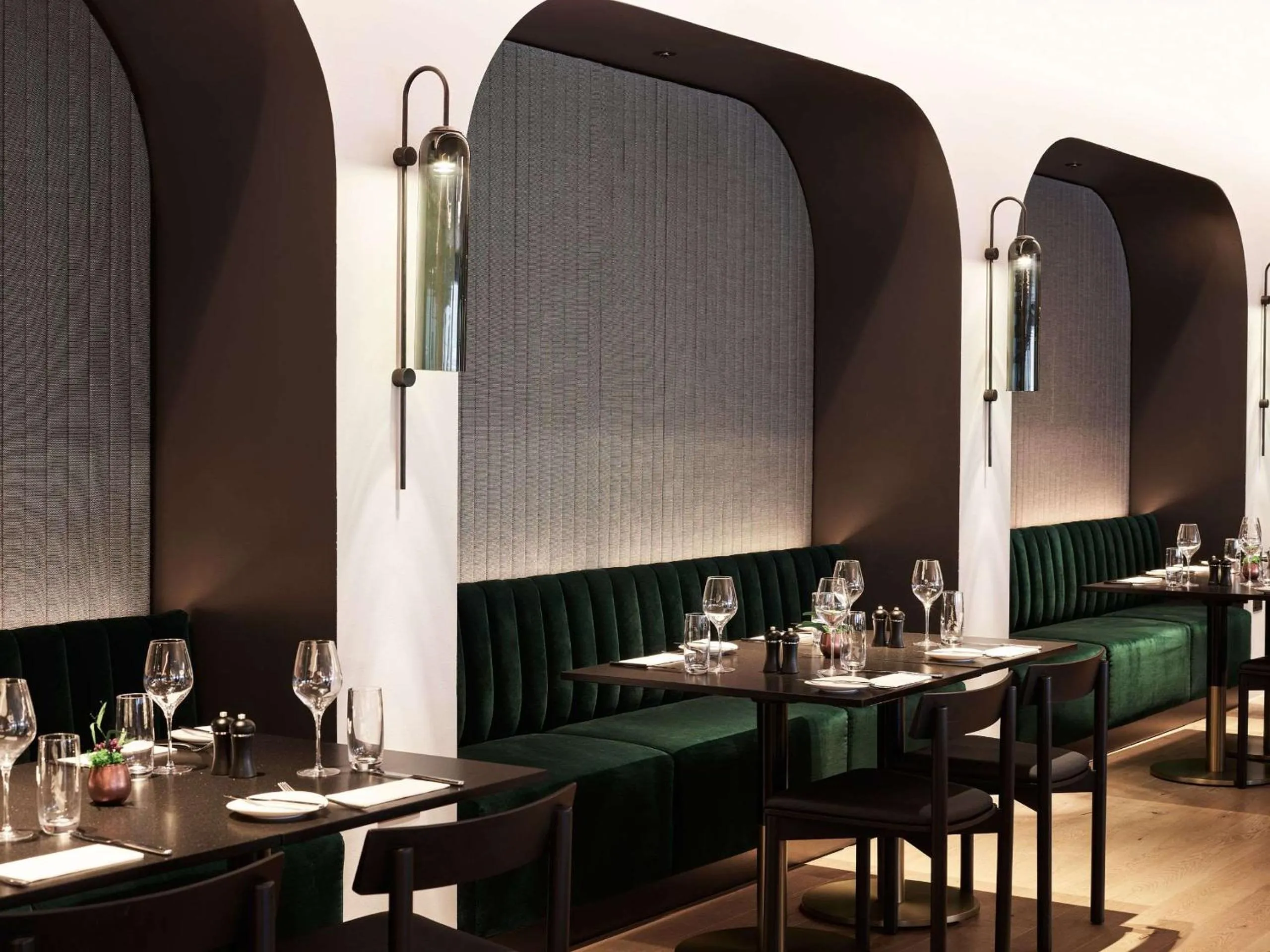 Restaurant/places to eat in Hyatt Regency London Stratford