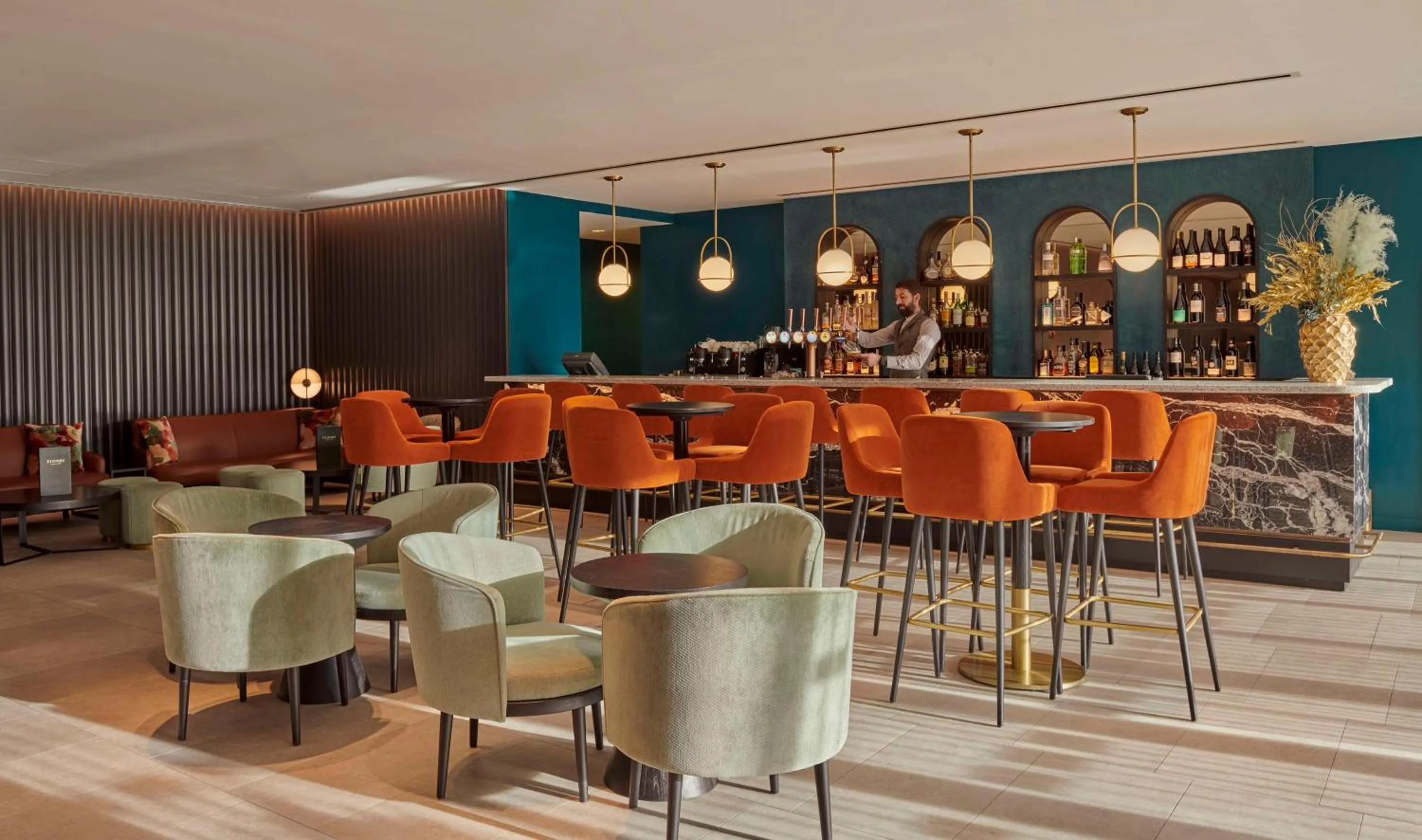Lounge or bar in Hyatt House London Stratford - Aparthotel