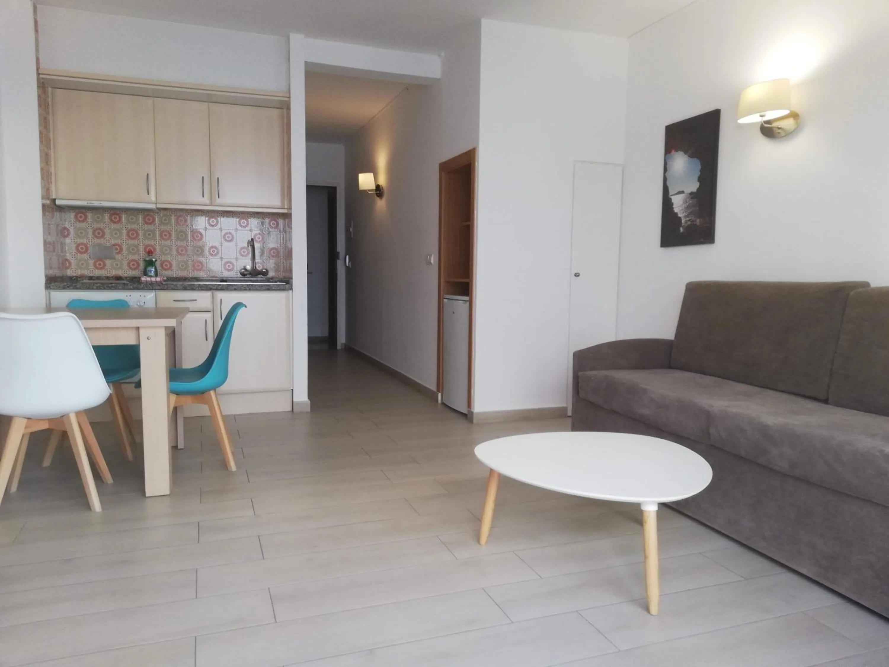 Kitchen or kitchenette in Apartamentos Orvay