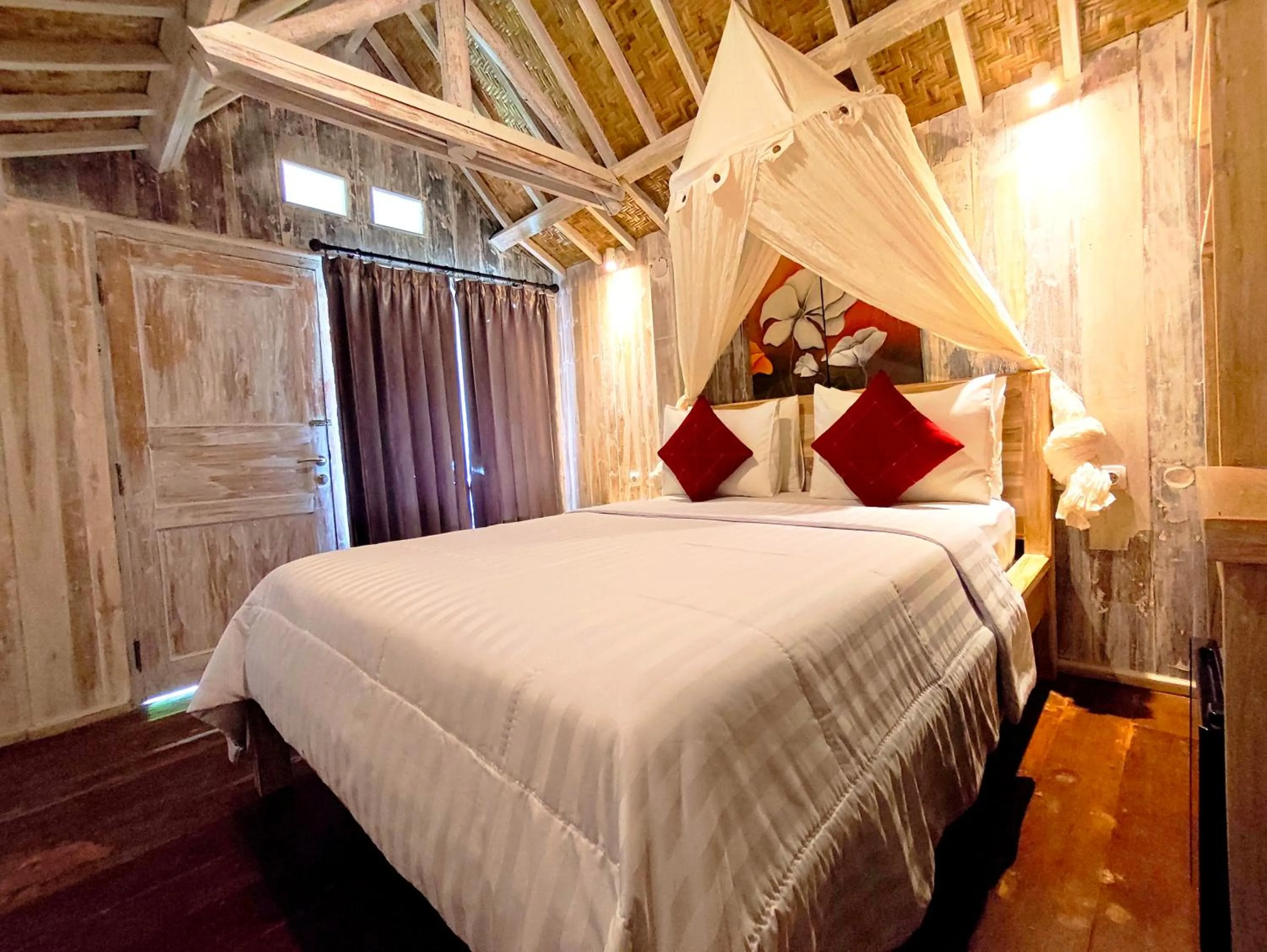 Bed in Tetebatu Flush Harmony