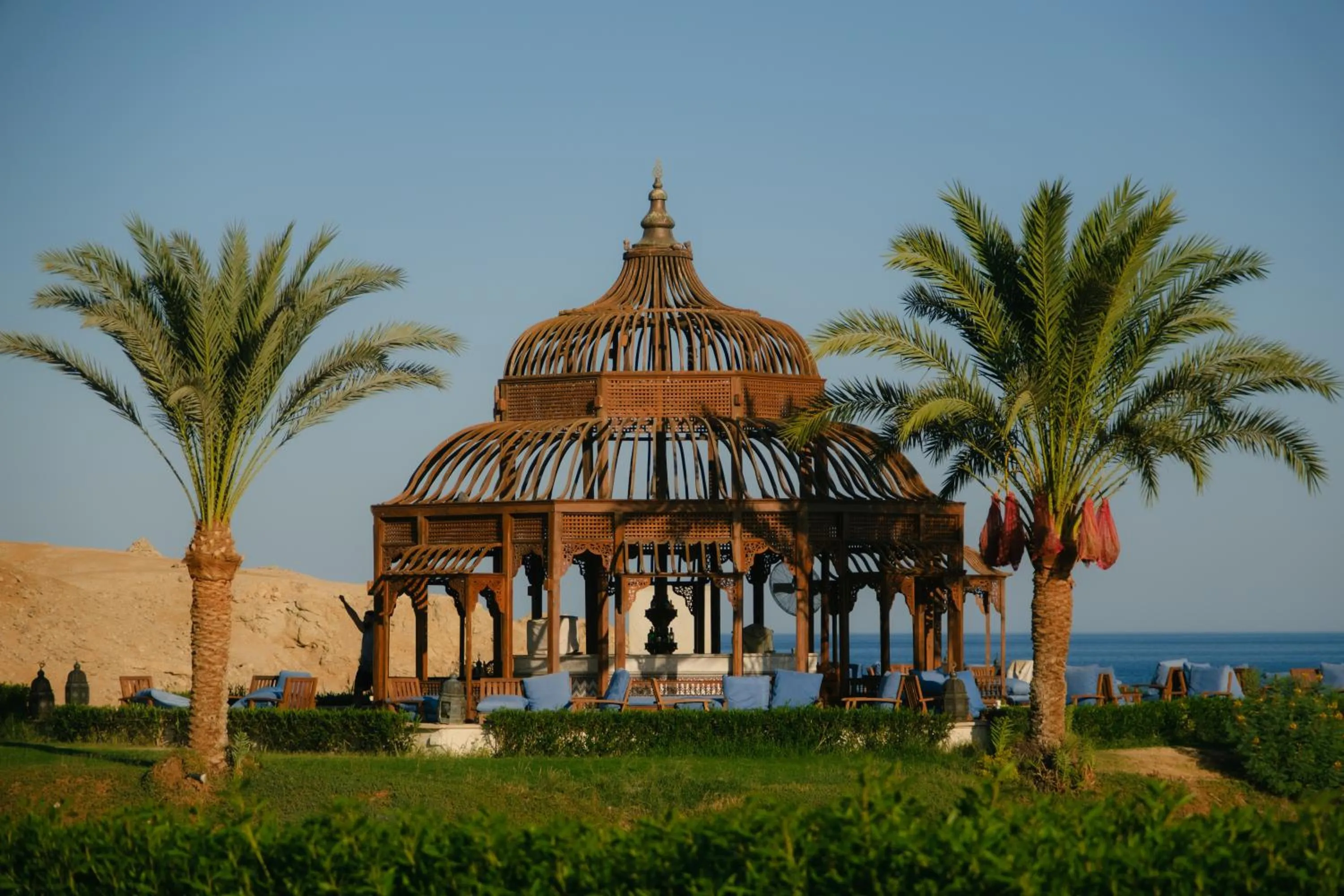 Lounge or bar in Movenpick Resort Sharm El Sheikh