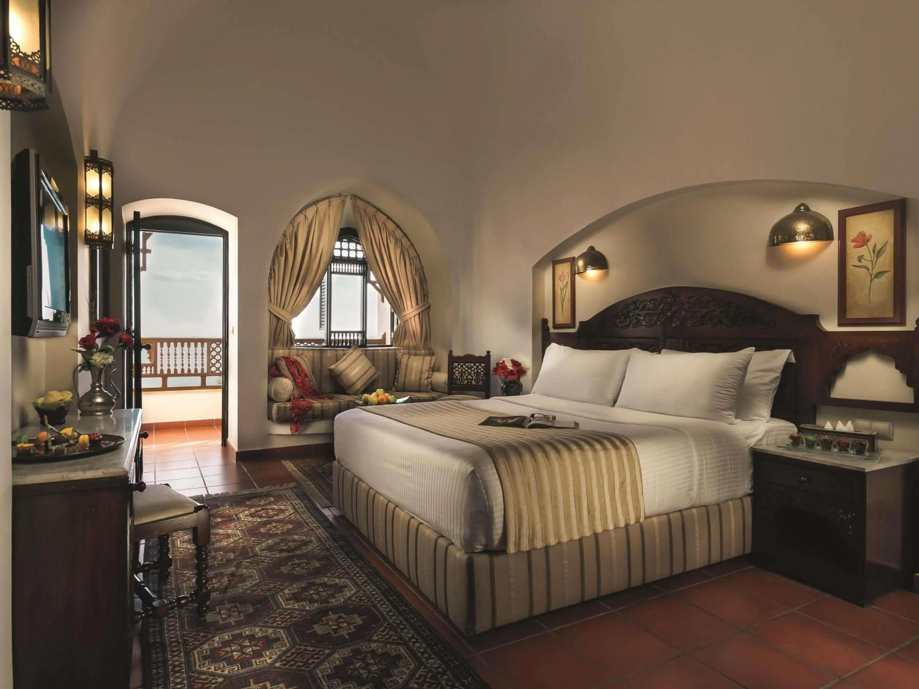 Bedroom, Bed in Movenpick Resort Sharm El Sheikh