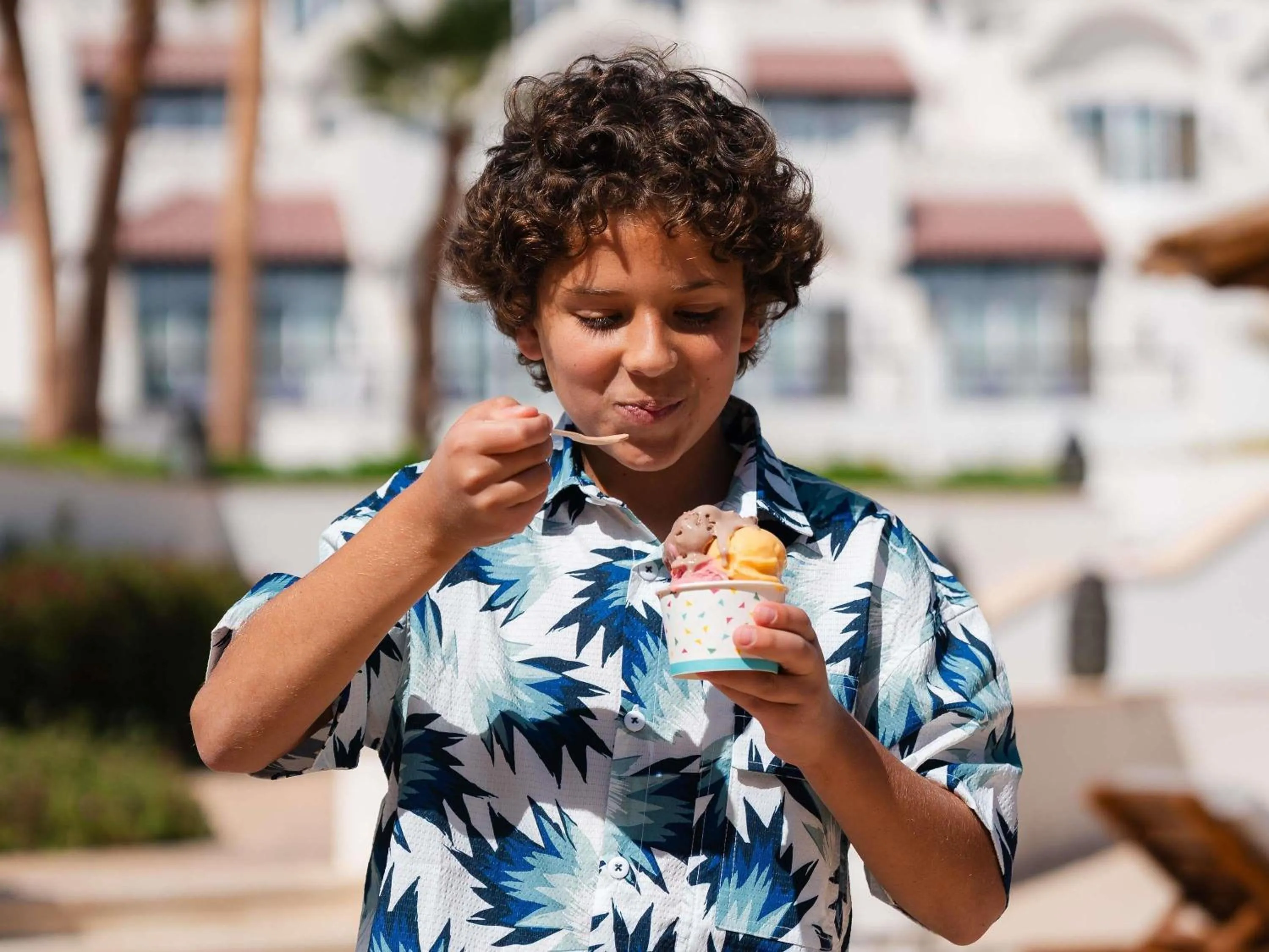 Lounge or bar in Movenpick Resort Sharm El Sheikh