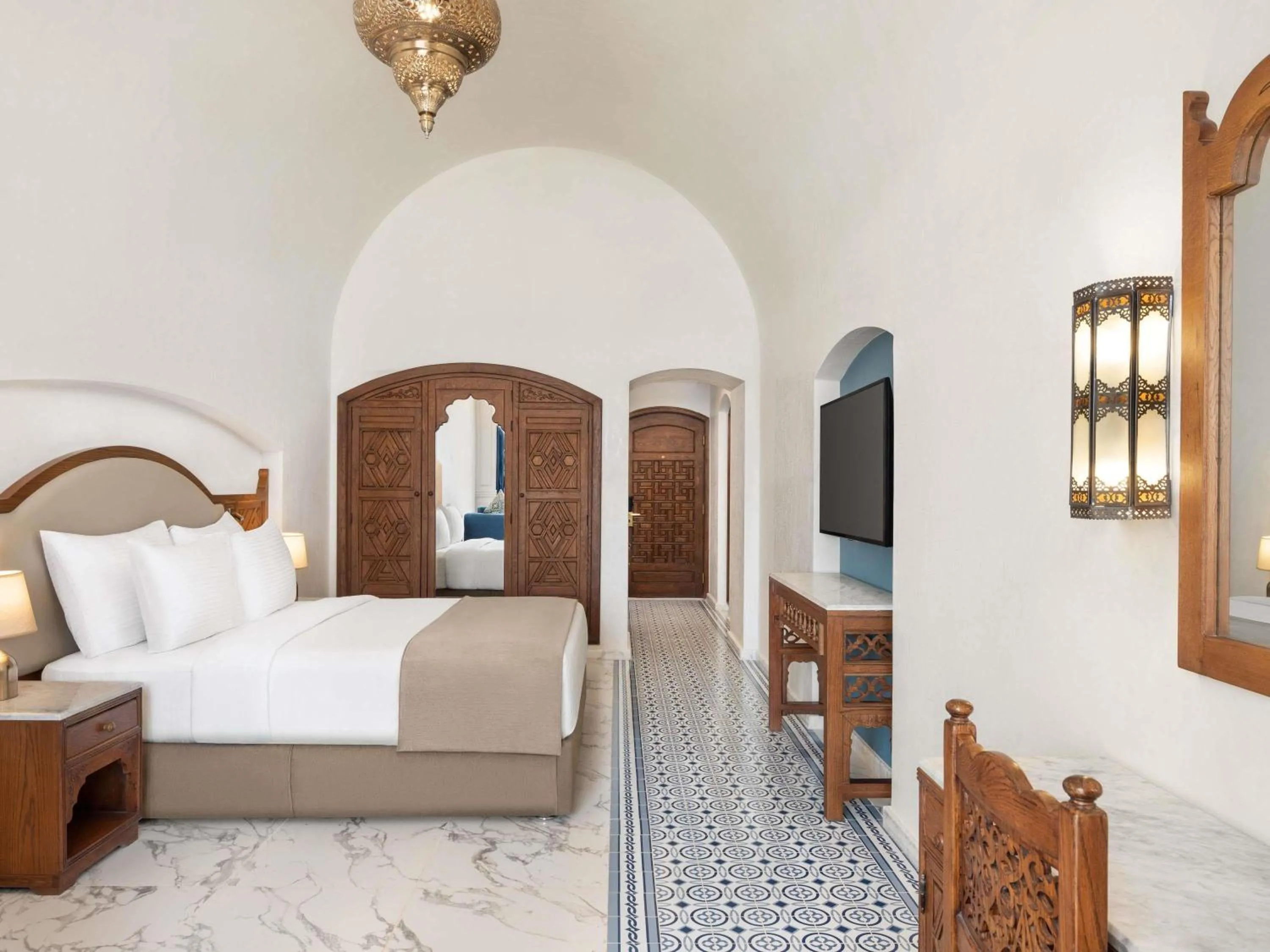 Bedroom, Bed in Movenpick Resort Sharm El Sheikh