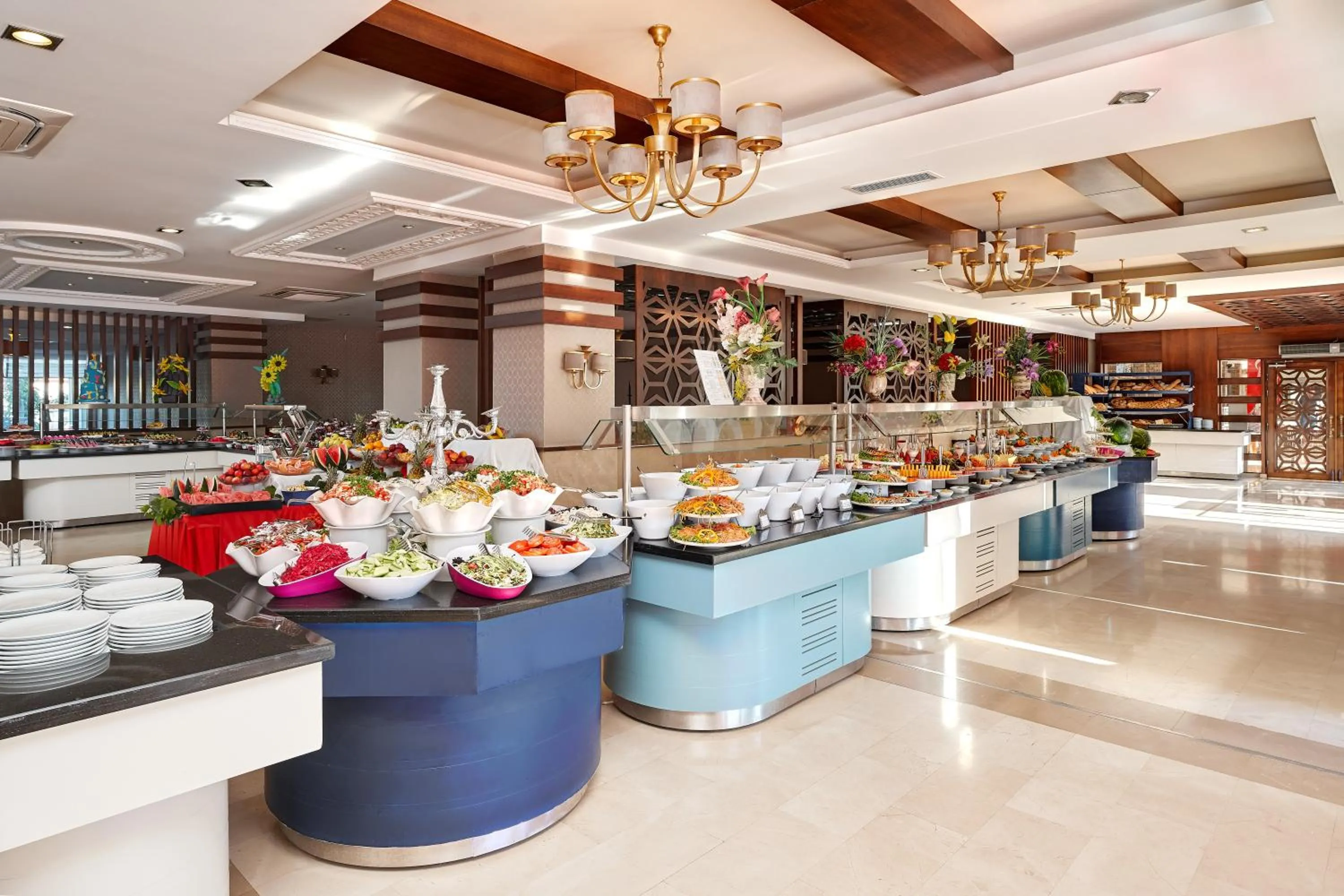 Restaurant/places to eat in Seaden Corolla Hotel