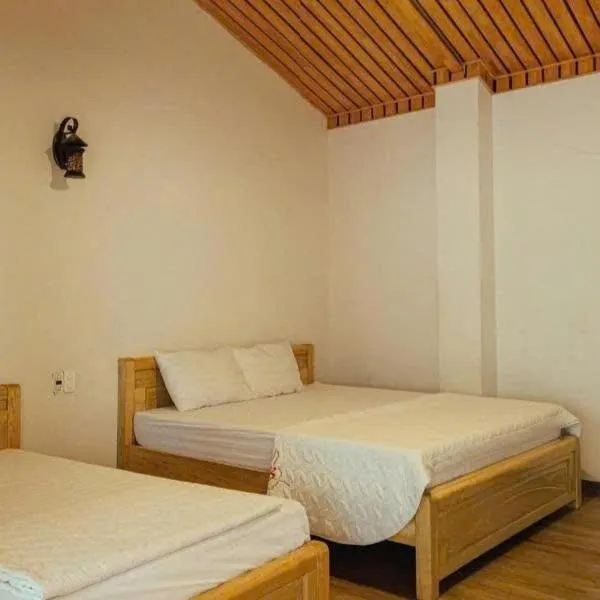 Bedroom, Bed in Catba Oasis Bungalows