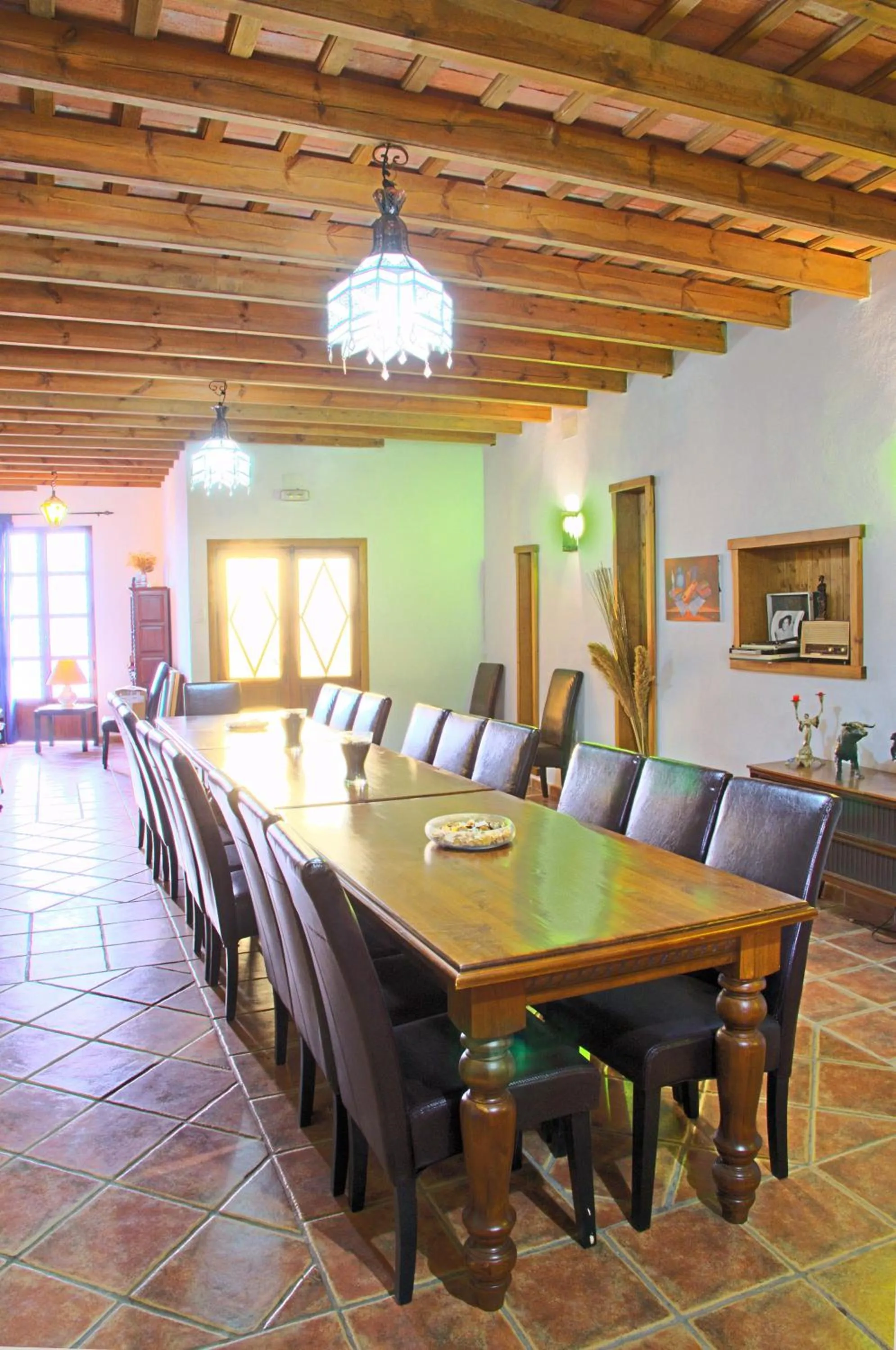 Communal lounge/ TV room in Hotel Posada Casas Viejas