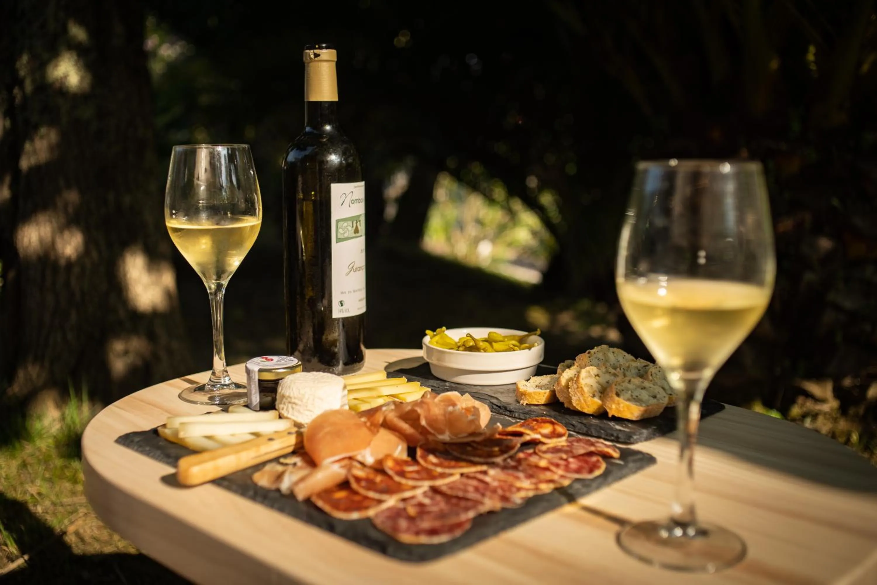 Restaurant/places to eat in Hotel Mercedes