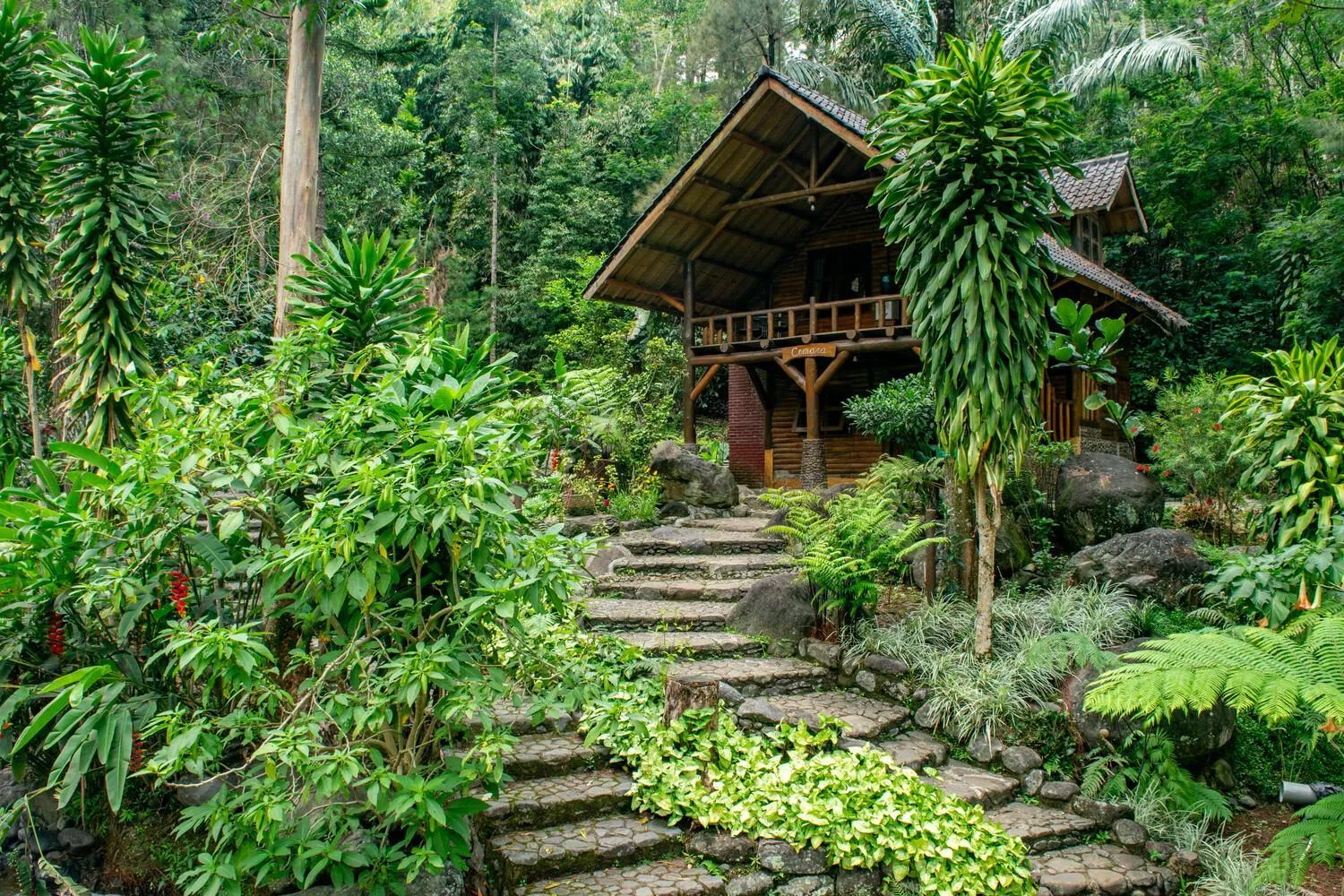 Nawa Bumi Villas - Villa Cemara in Taman Wisata Bougenville by Kozystay