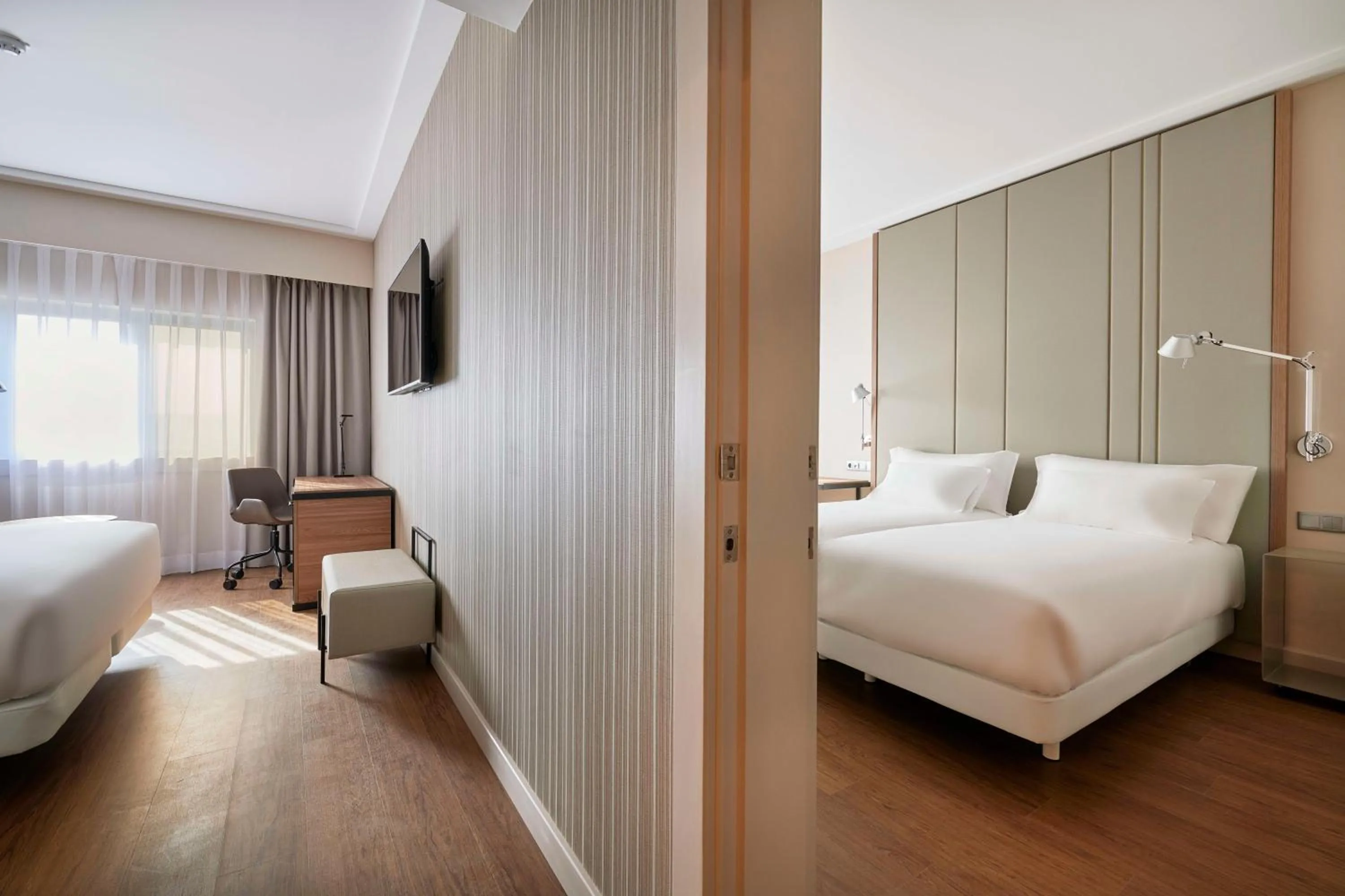 Bedroom, Bed in NH Lisboa Campo Grande