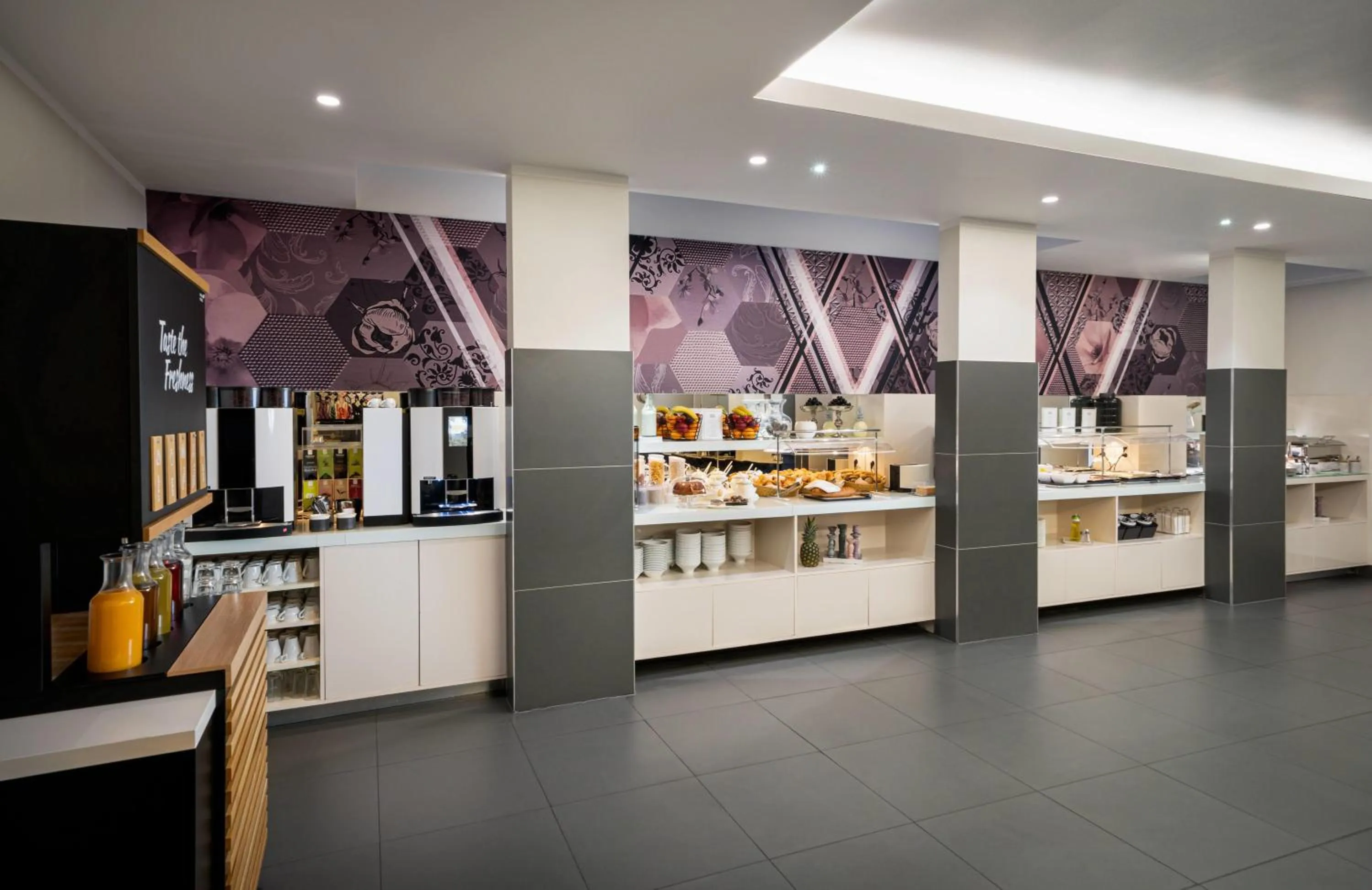 Restaurant/places to eat in elaya hotel vienna city west, Trademark by Wyndham