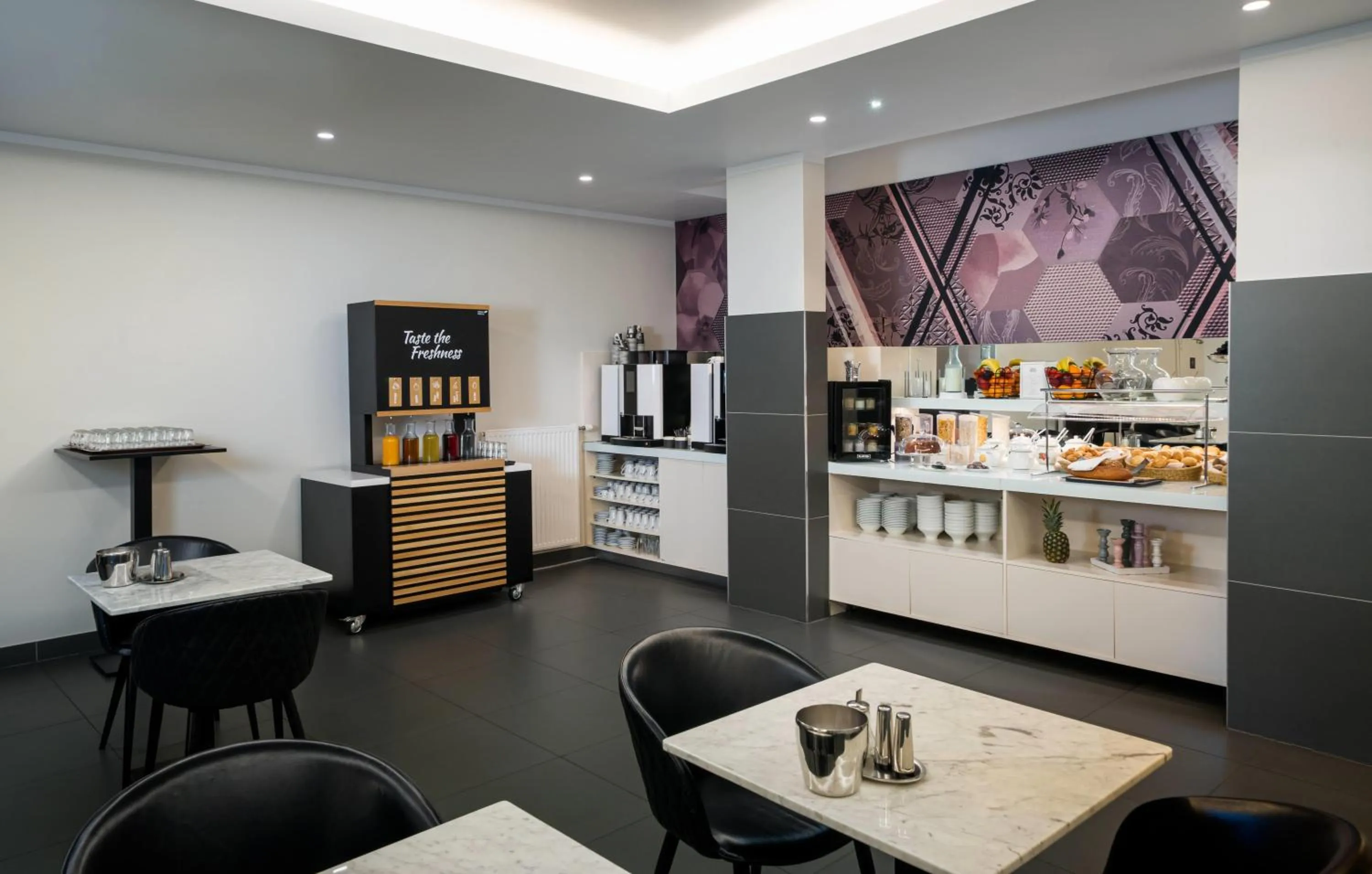 Restaurant/places to eat in elaya hotel vienna city west, Trademark by Wyndham