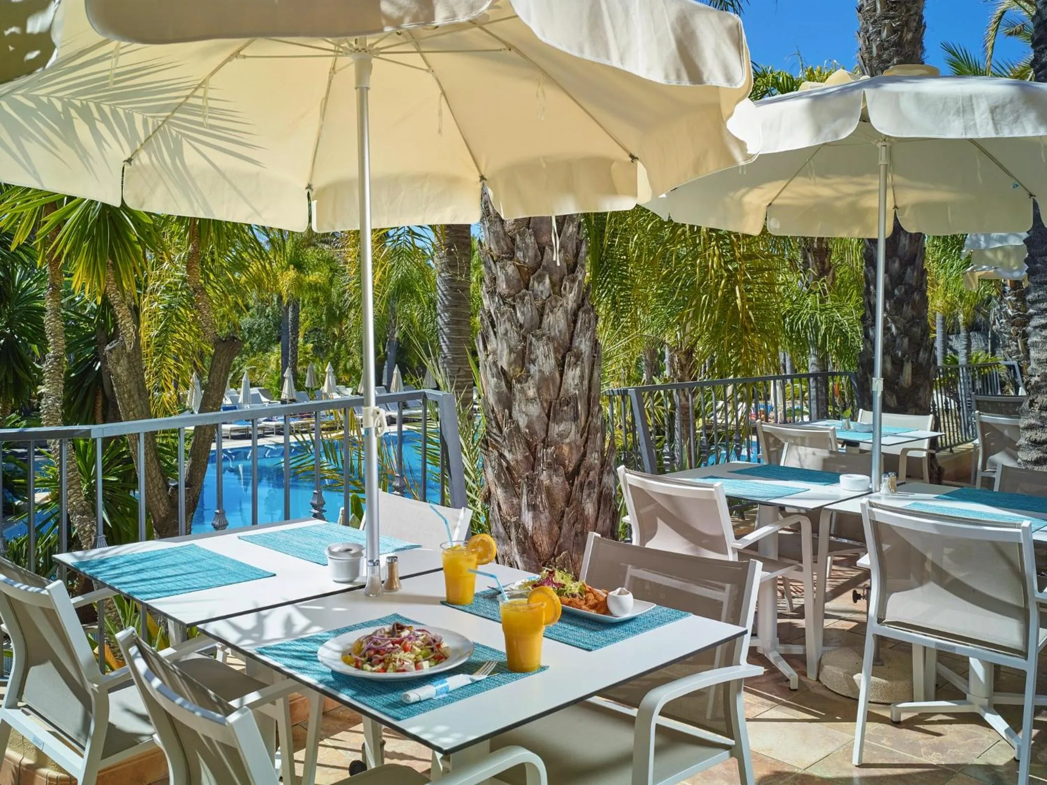 Lounge or bar in Ria Park Hotel & Spa