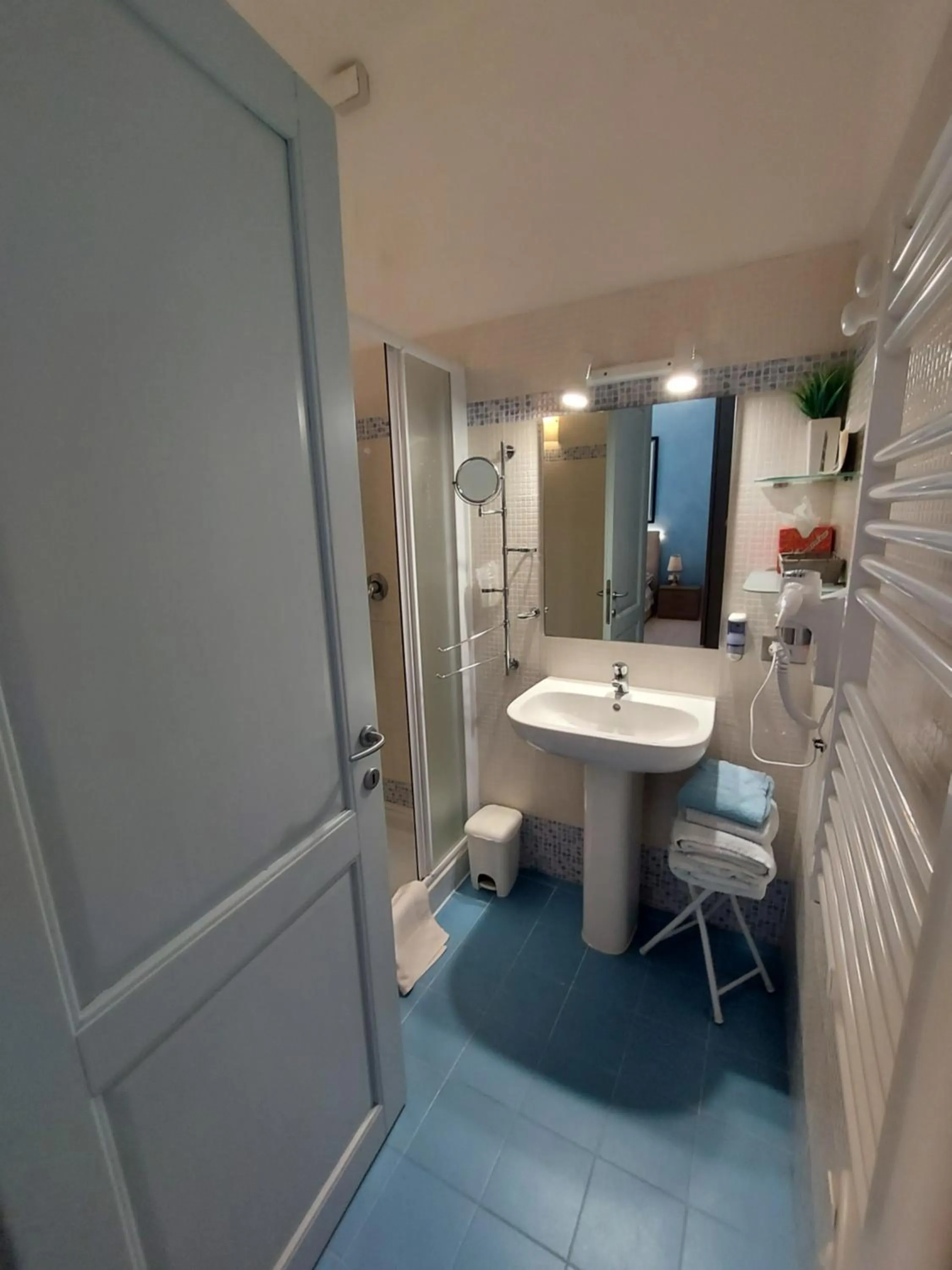 Bathroom in B&B Desenzano