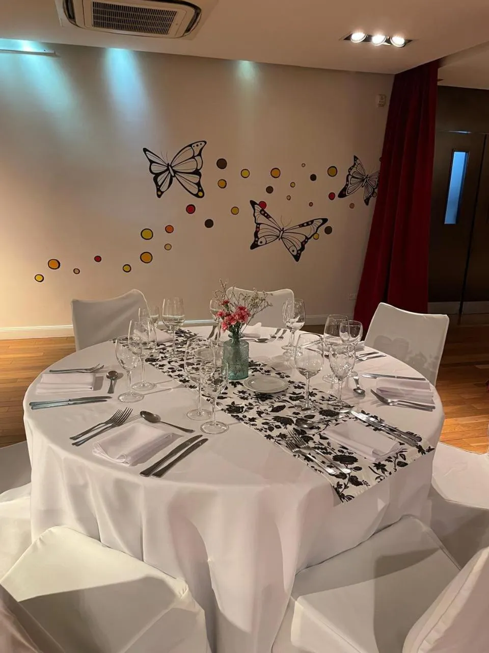 Restaurant/places to eat in Kenton Palace Buenos Aires