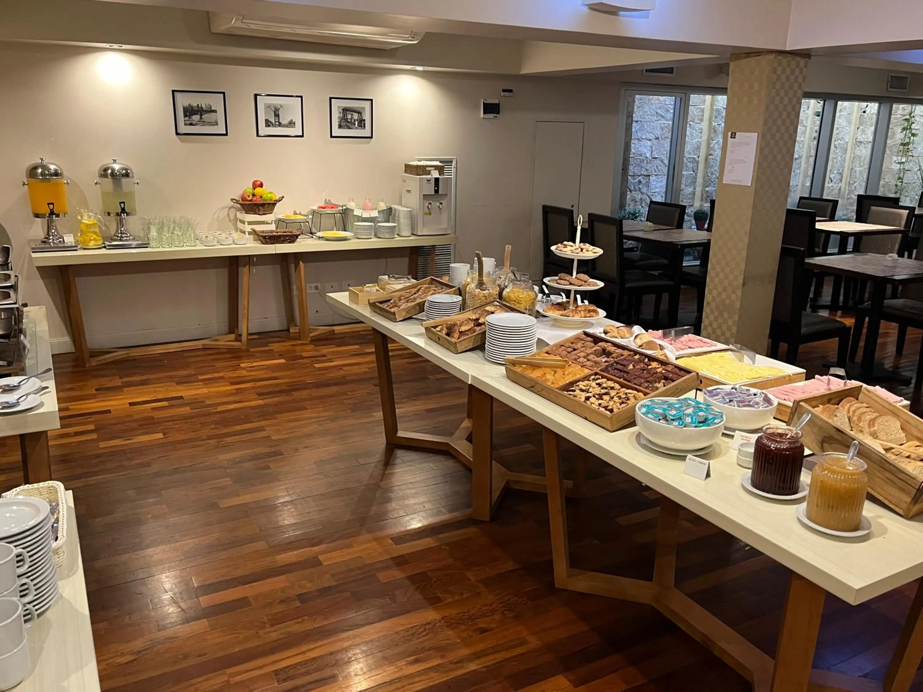 Breakfast in Kenton Palace Buenos Aires