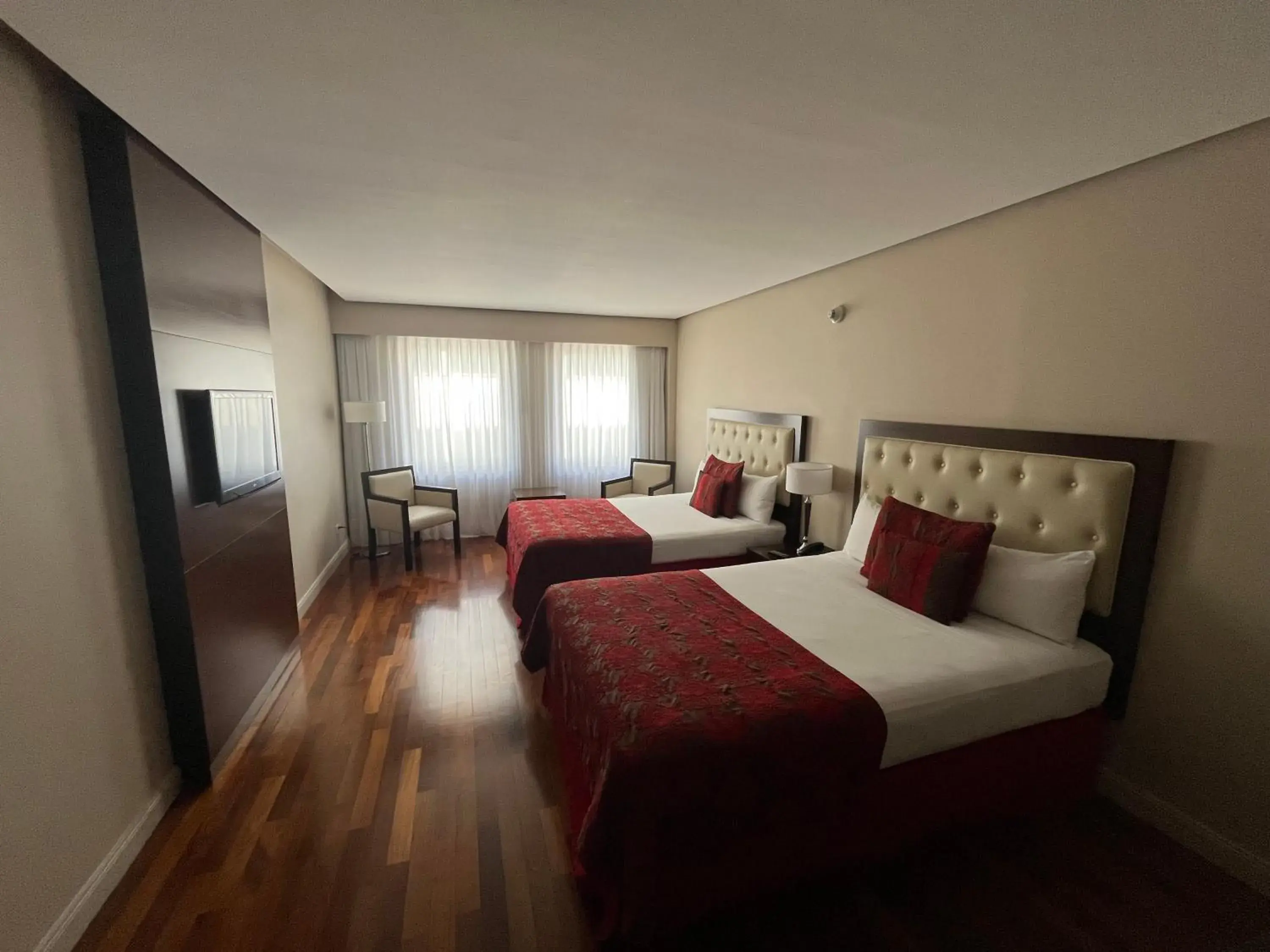 Family Room in Kenton Palace Buenos Aires Family Room in Kenton Palace Buenos Aires