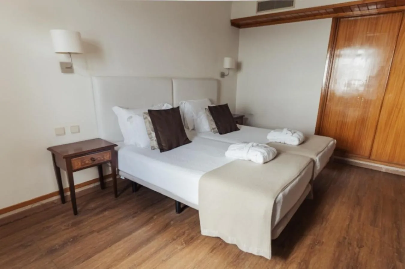 Bed in Hotel Solar Palmeiras