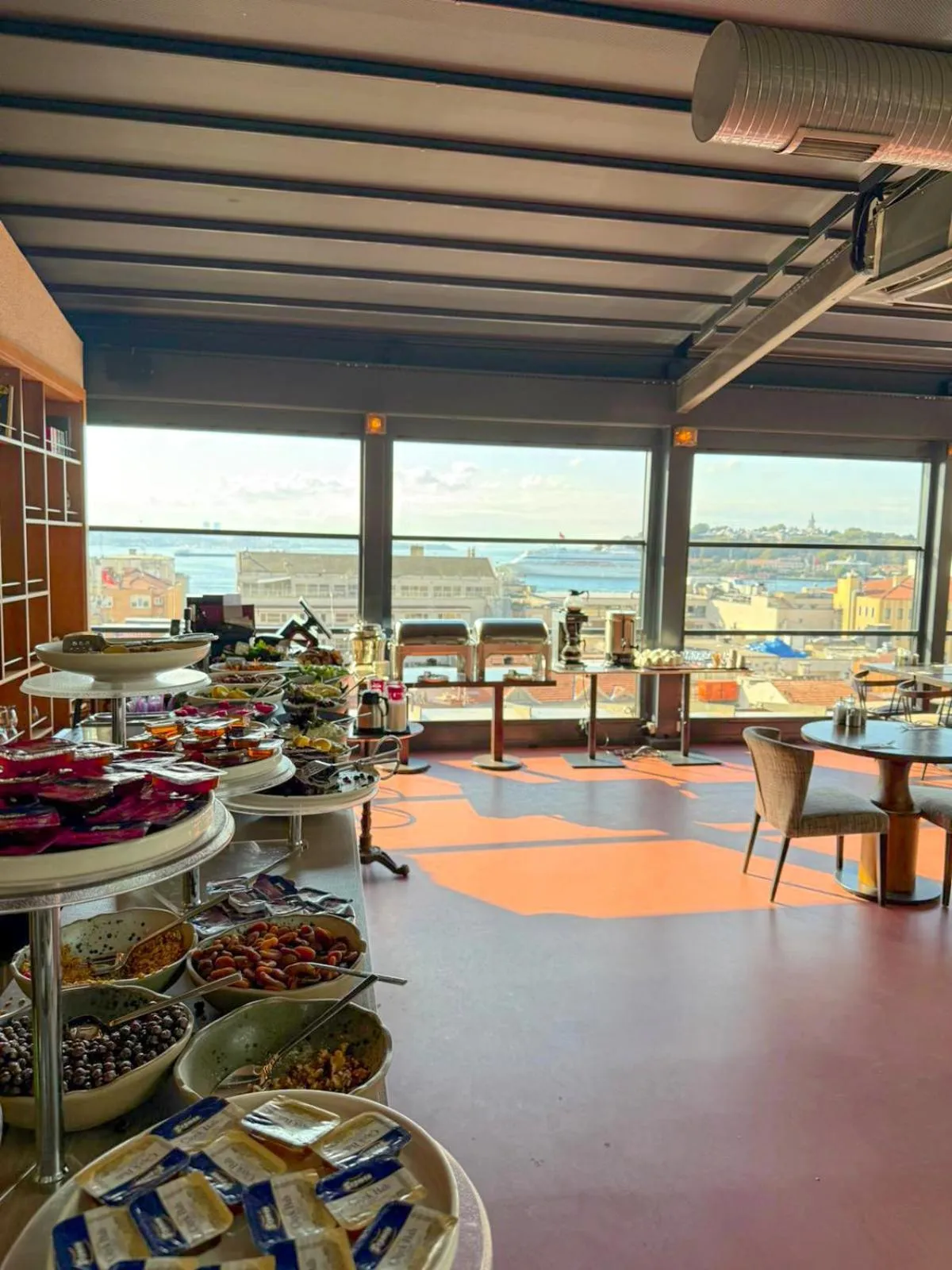 Breakfast in SuB Karakoy - Special Category