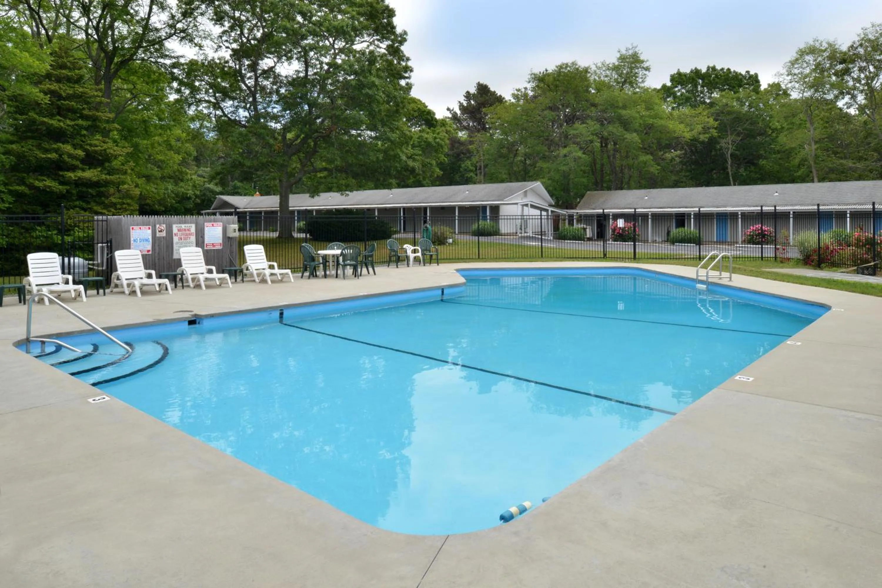 Day in Blue Dolphin Inn