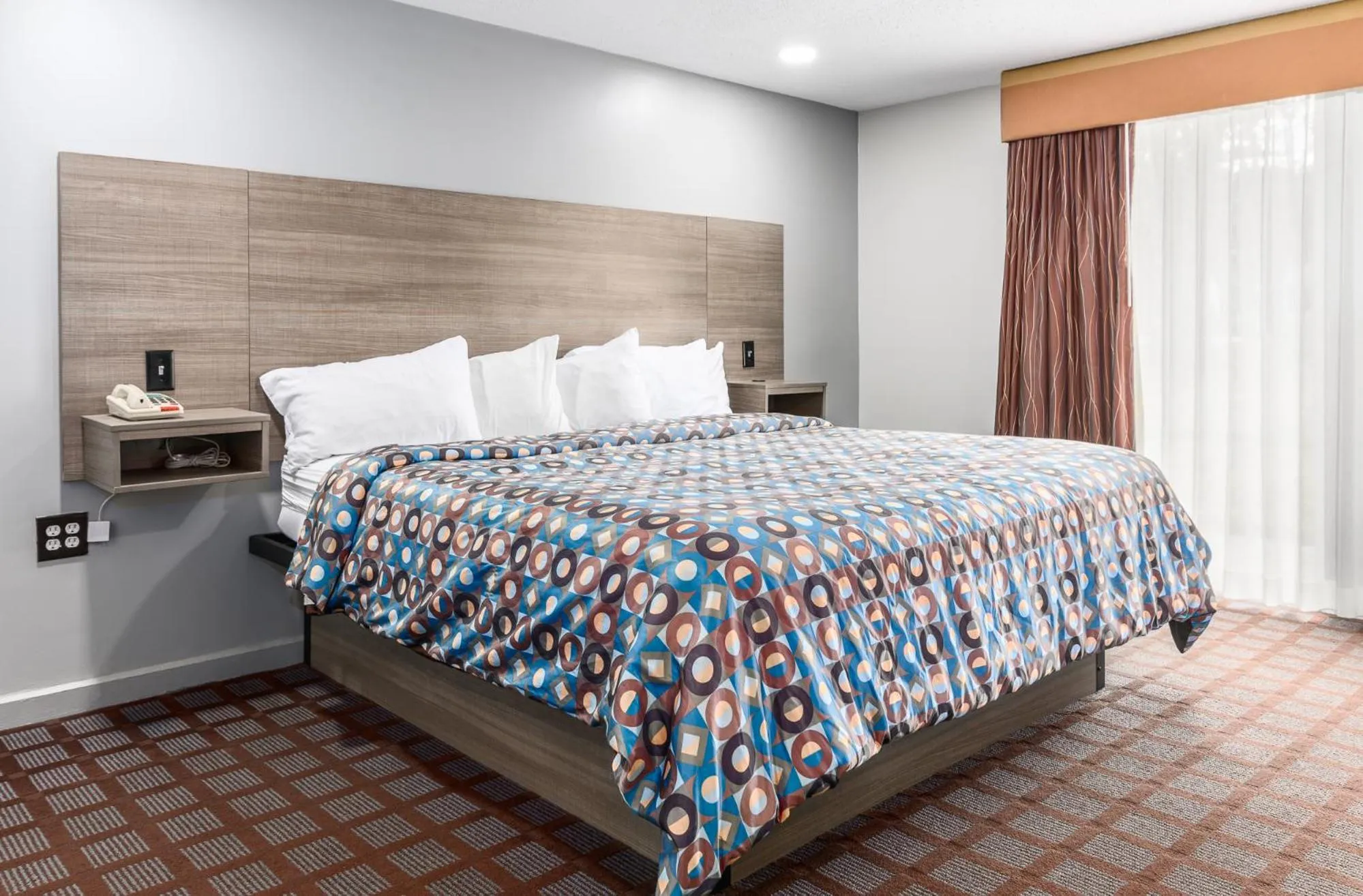 Bedroom, Bed in Blue Dolphin Inn