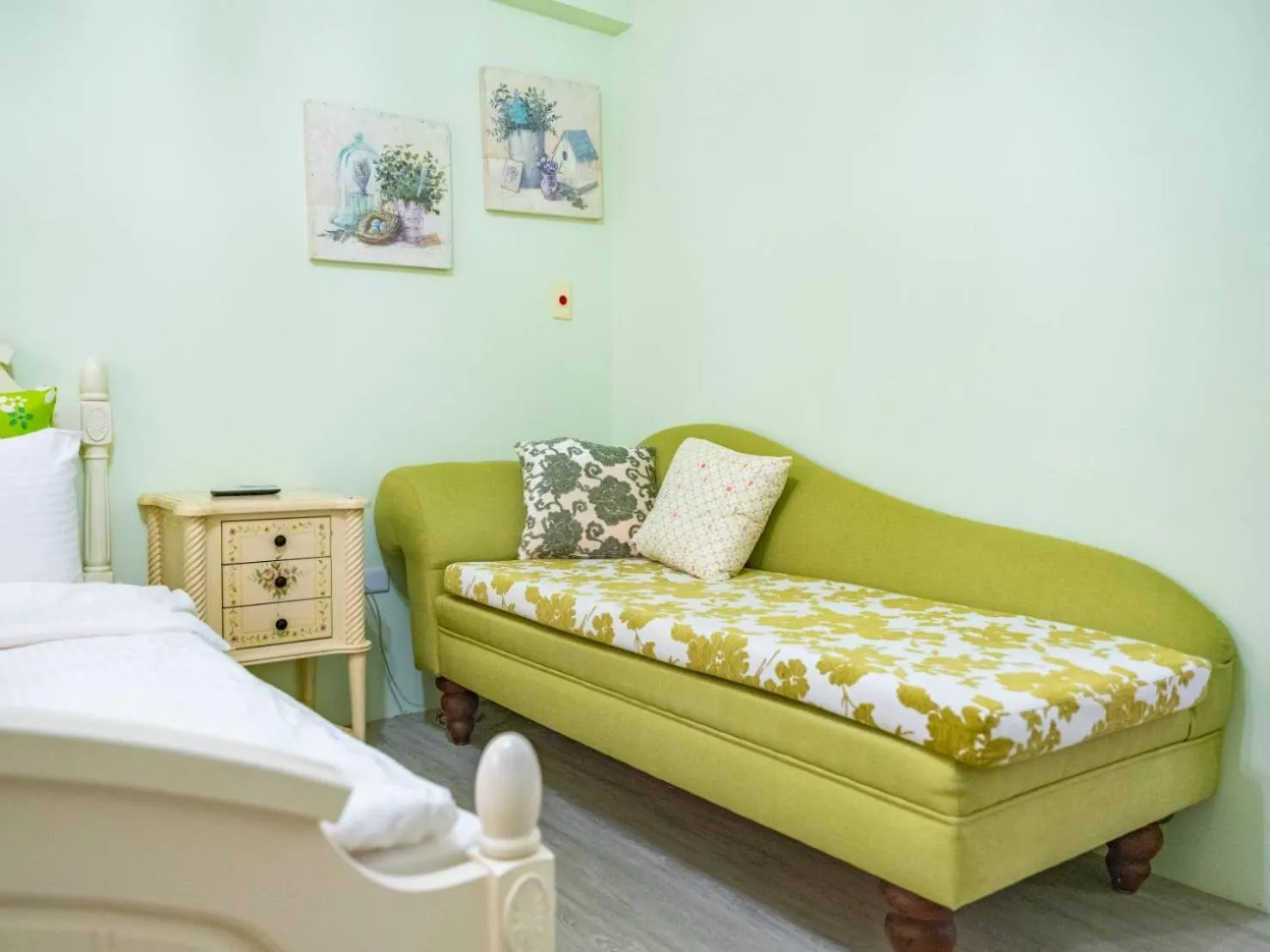 Seating Area in Star Hotel