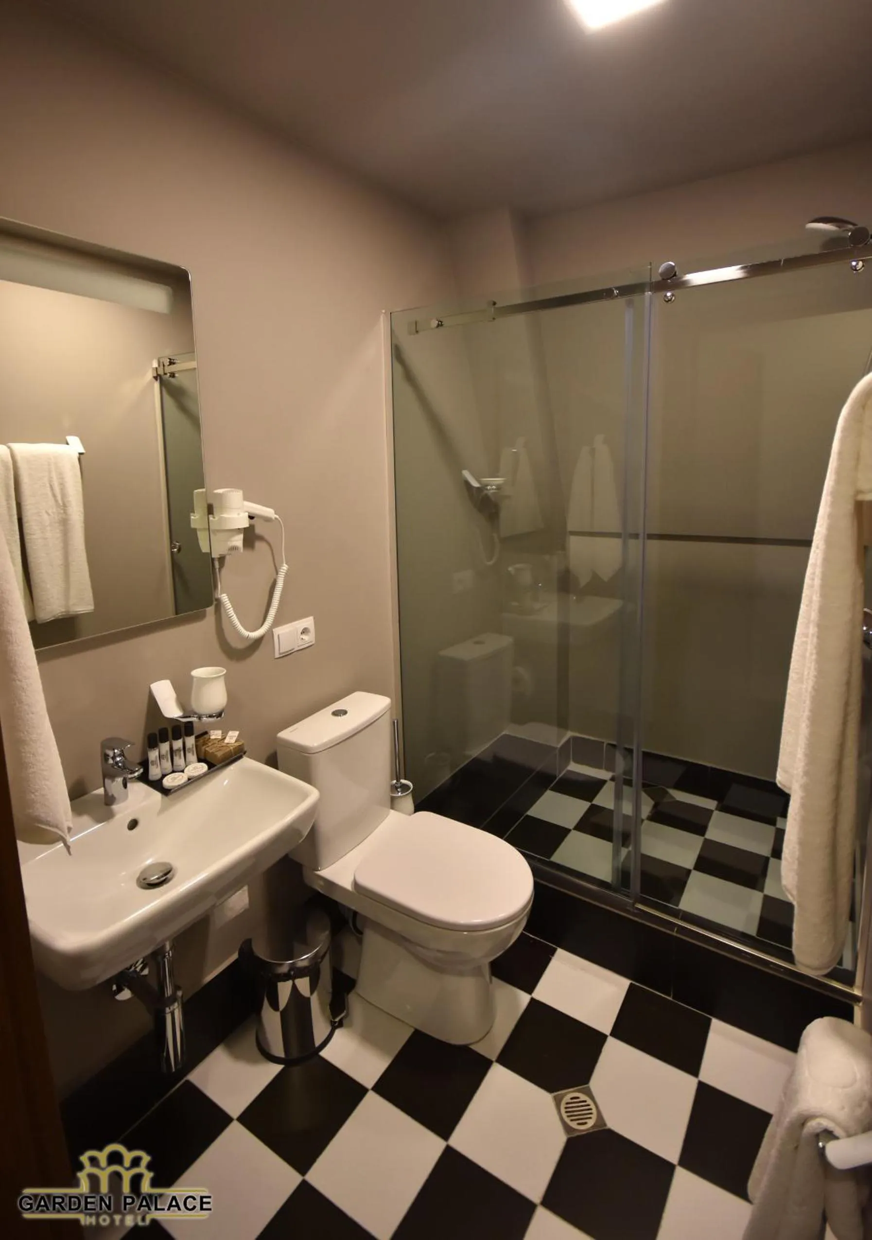 Bathroom in Garden Palace