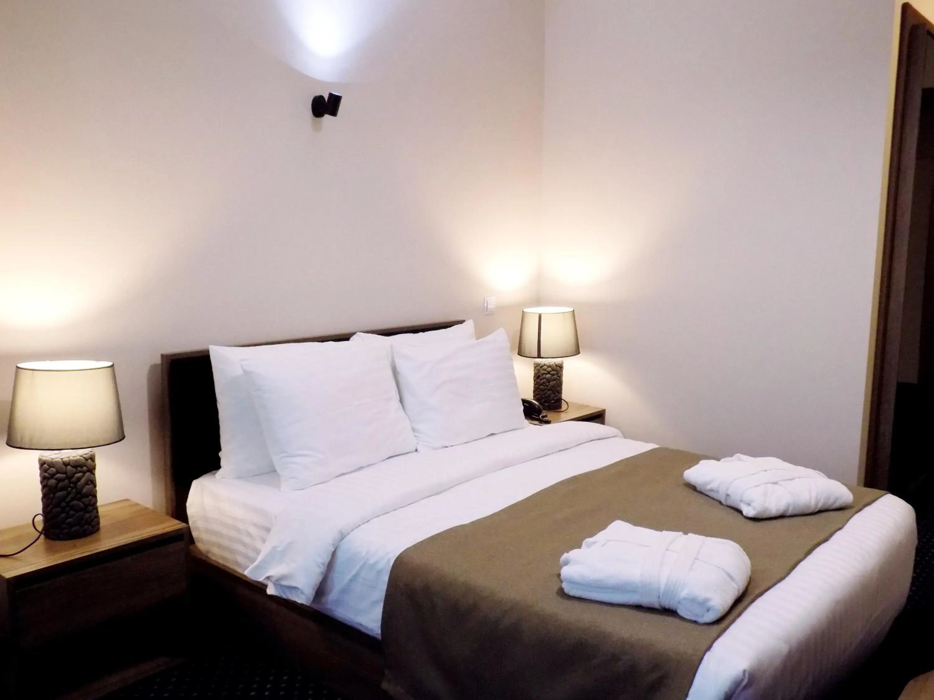 Bed in Garden Palace