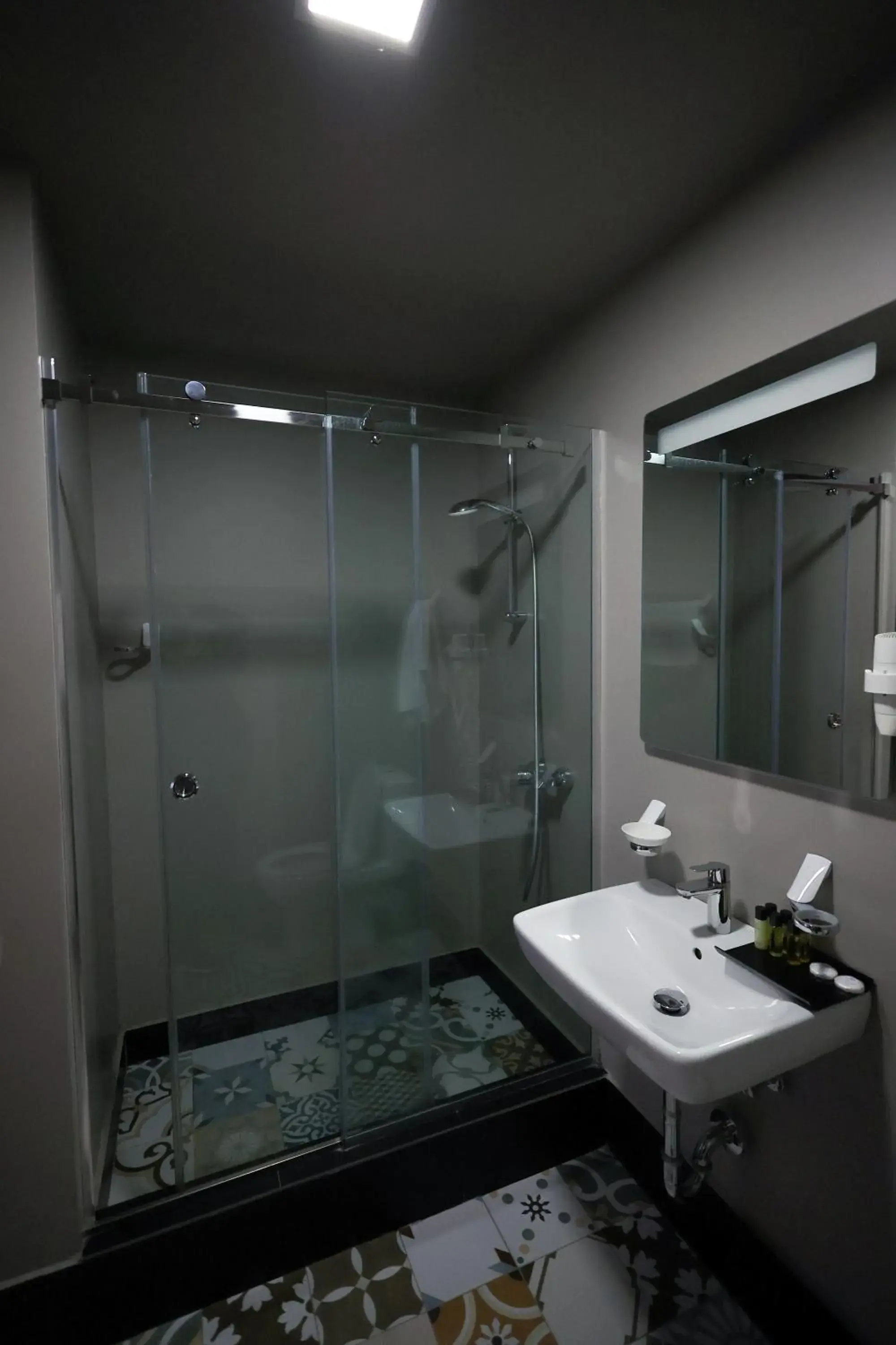 Standard Twin Room with Garden View in Garden Palace Standard Twin Room with Garden View in Garden Palace