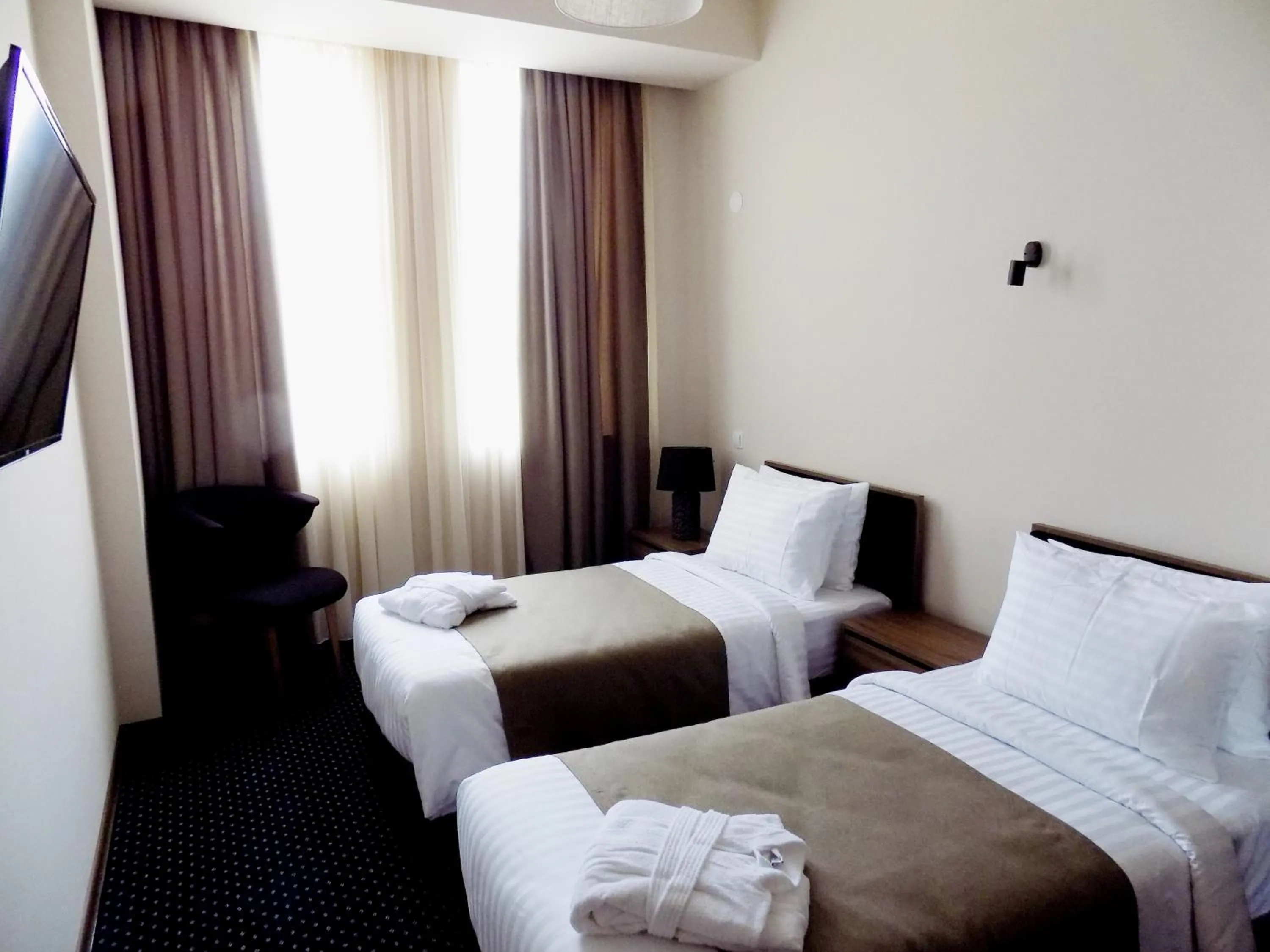 Bed in Garden Palace